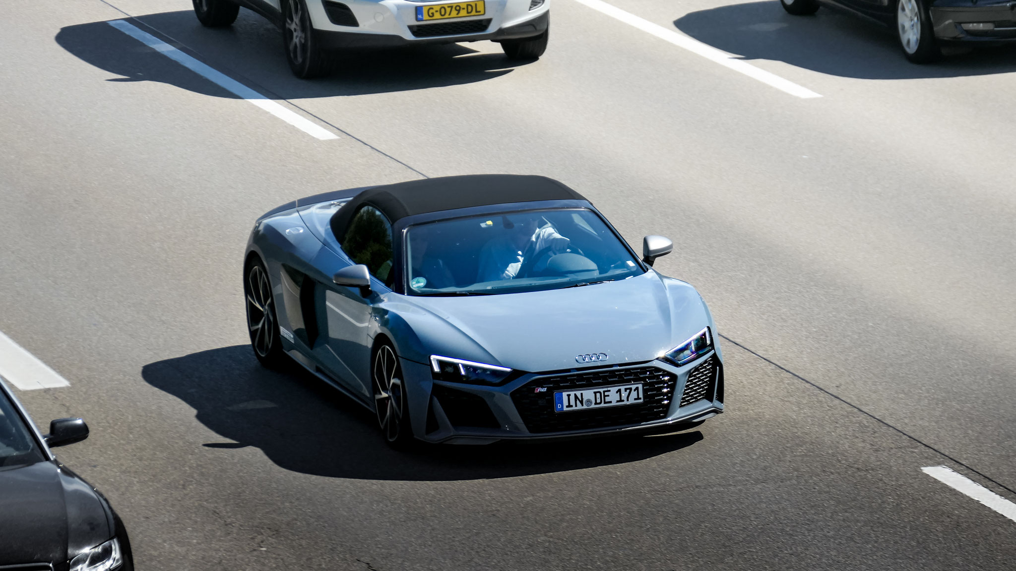 Audi R8 V10 Spyder - IN-DE171