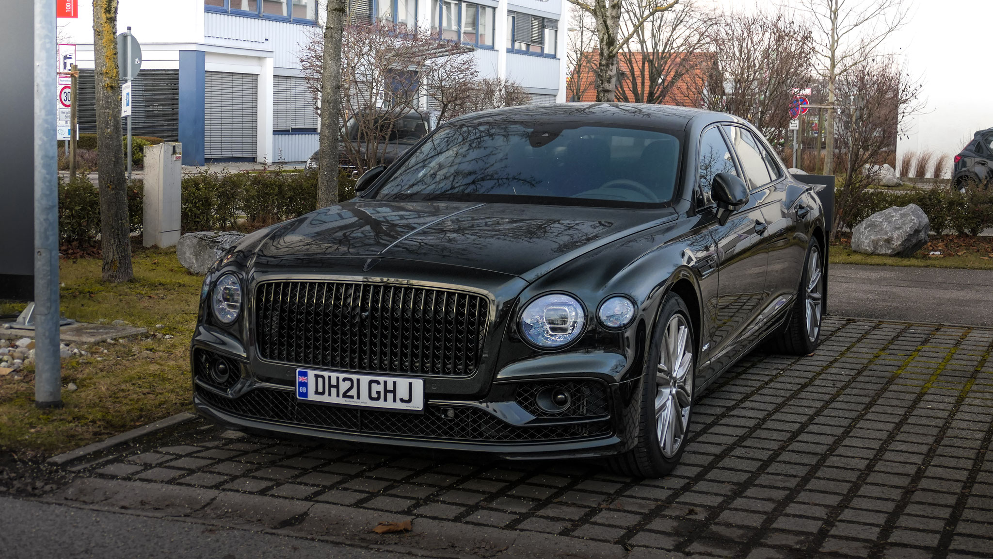 Bentley Flying Spur - DH21GHJ (GB)