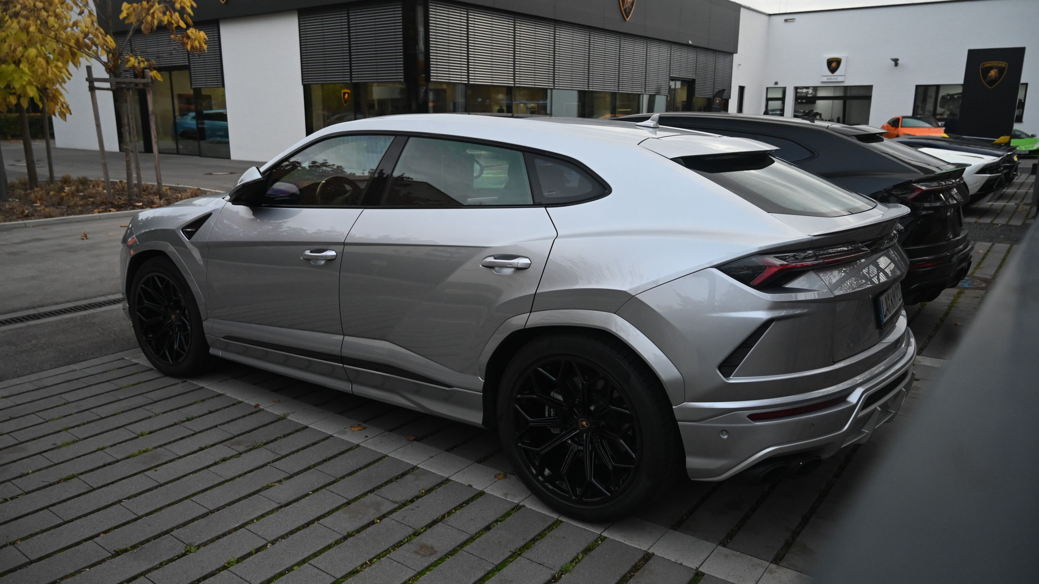 Lamborghini Urus - LA-KM920