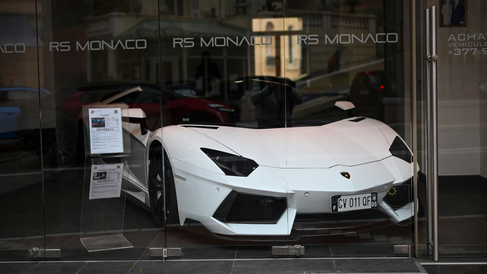 Lamborghini Aventador LP700-4 Roadster - GV011QF-06 (FRA)