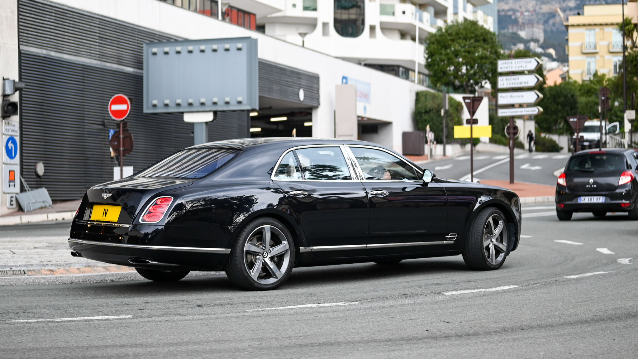 Bentley Mulsanne - 1V (GB)