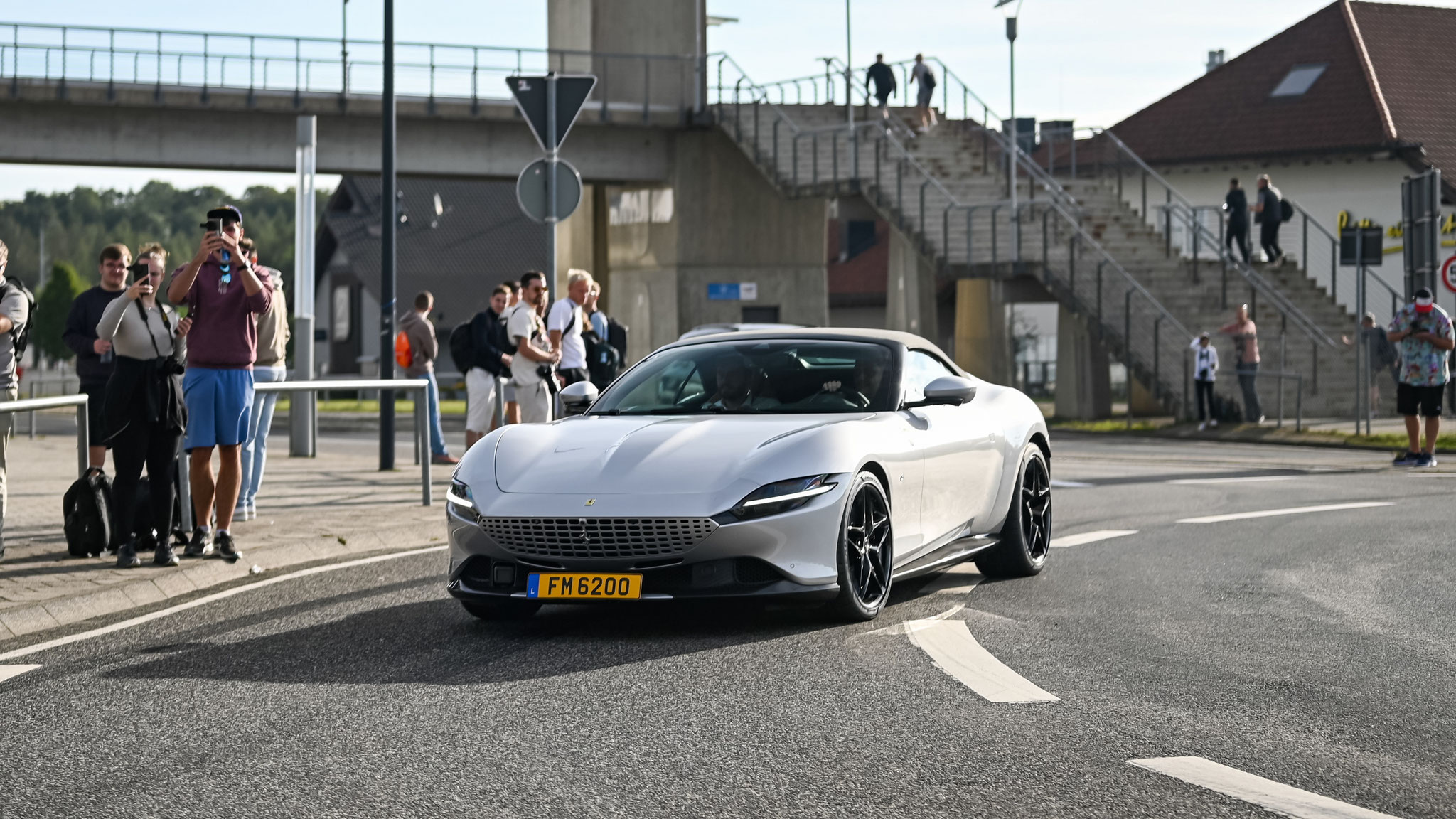 Ferrari Roma Spider - FM6200 (LUX)