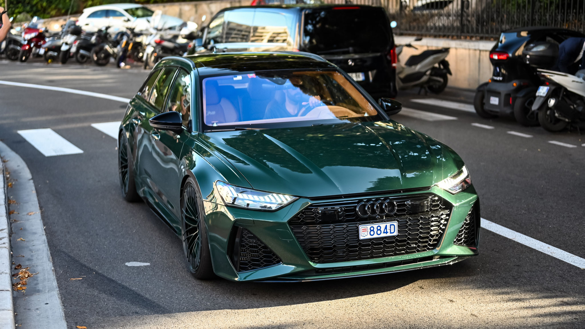 Audi RS6 - 884D (MC)