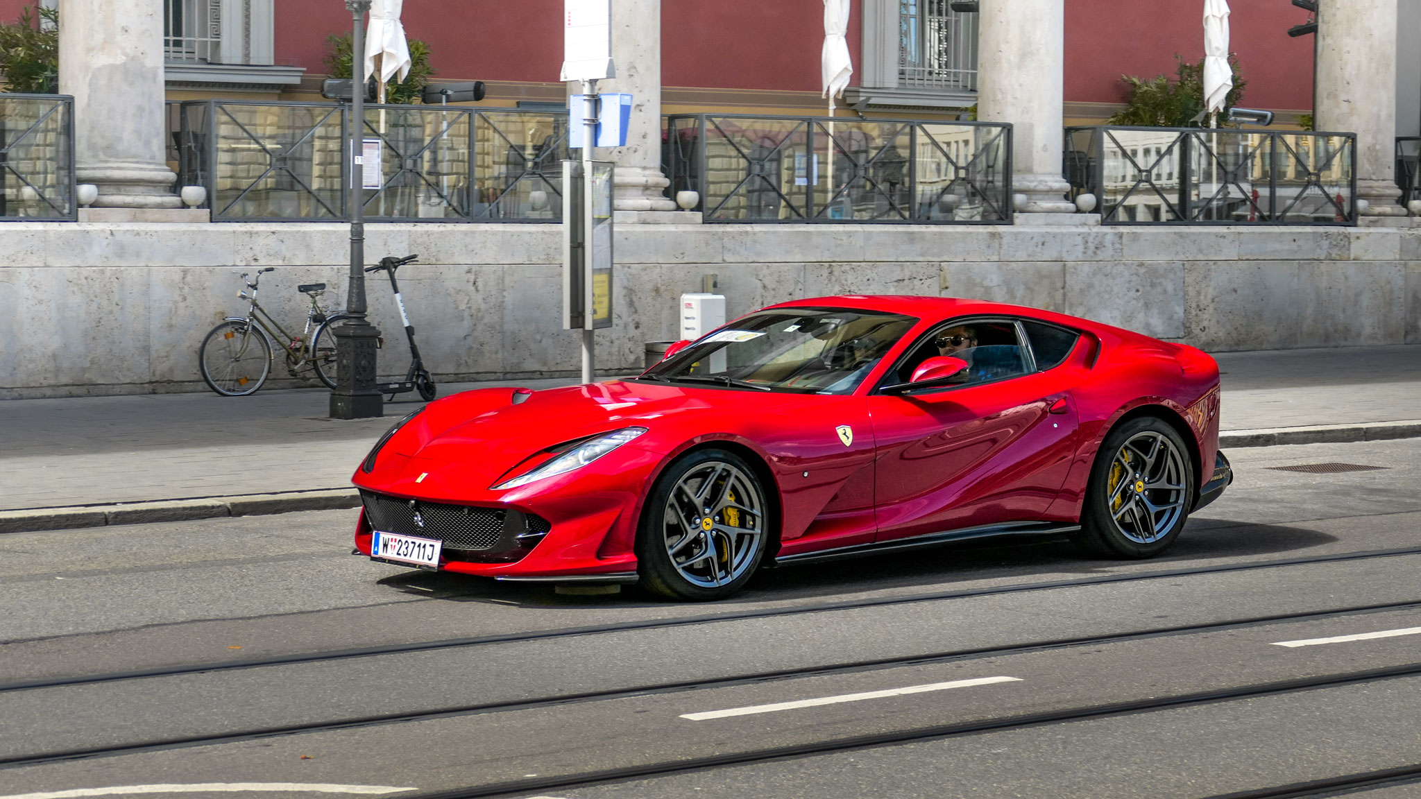 Ferrari 812 Superfast - W-23711J (AUT)