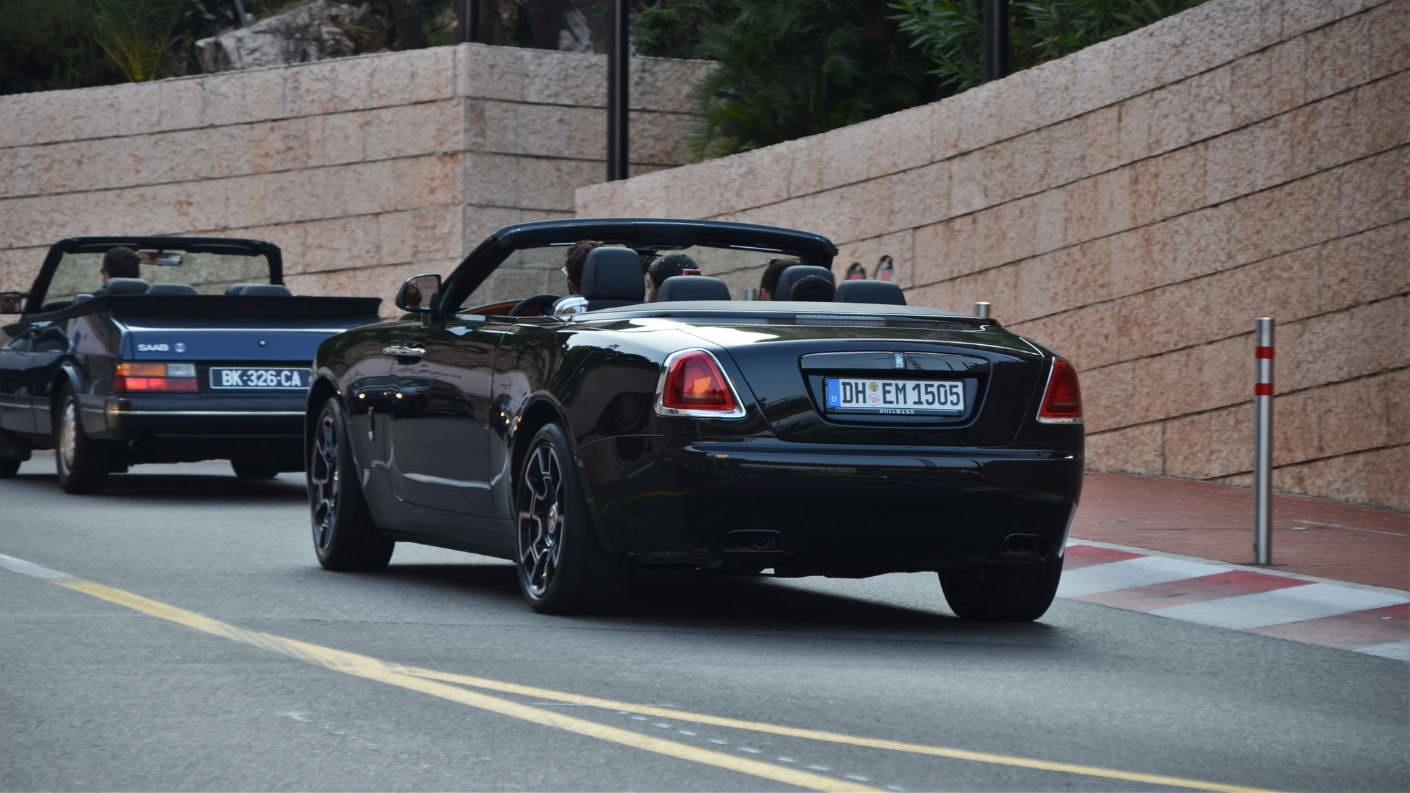 Rolls Royce Dawn Black Badge - DH-EM1505