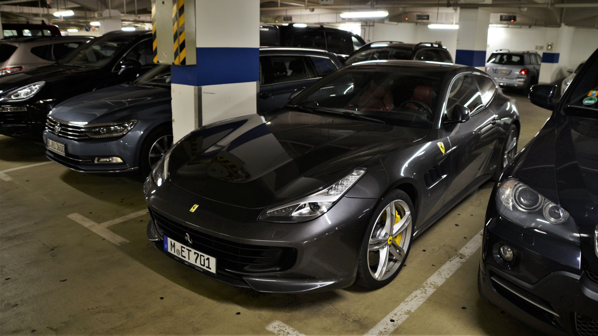 Ferrari GTC4 Lusso - M-ET701