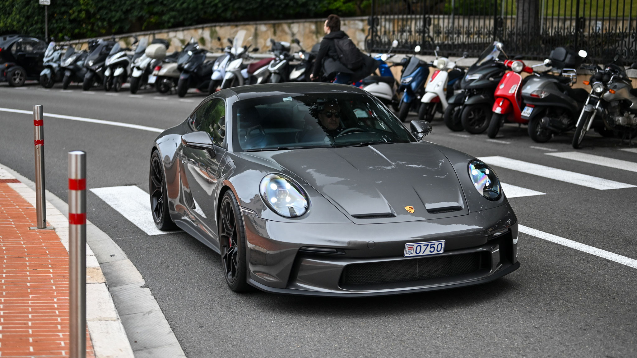 Porsche 992 GT3 Touring - 0750 (MC)