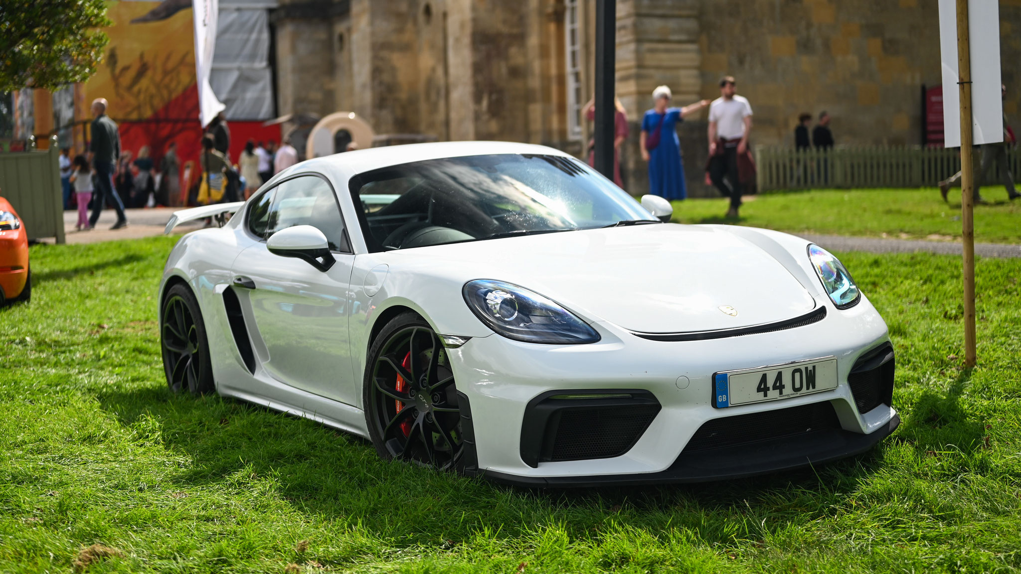 Porsche Cayman GT4 - 44OW (GB)