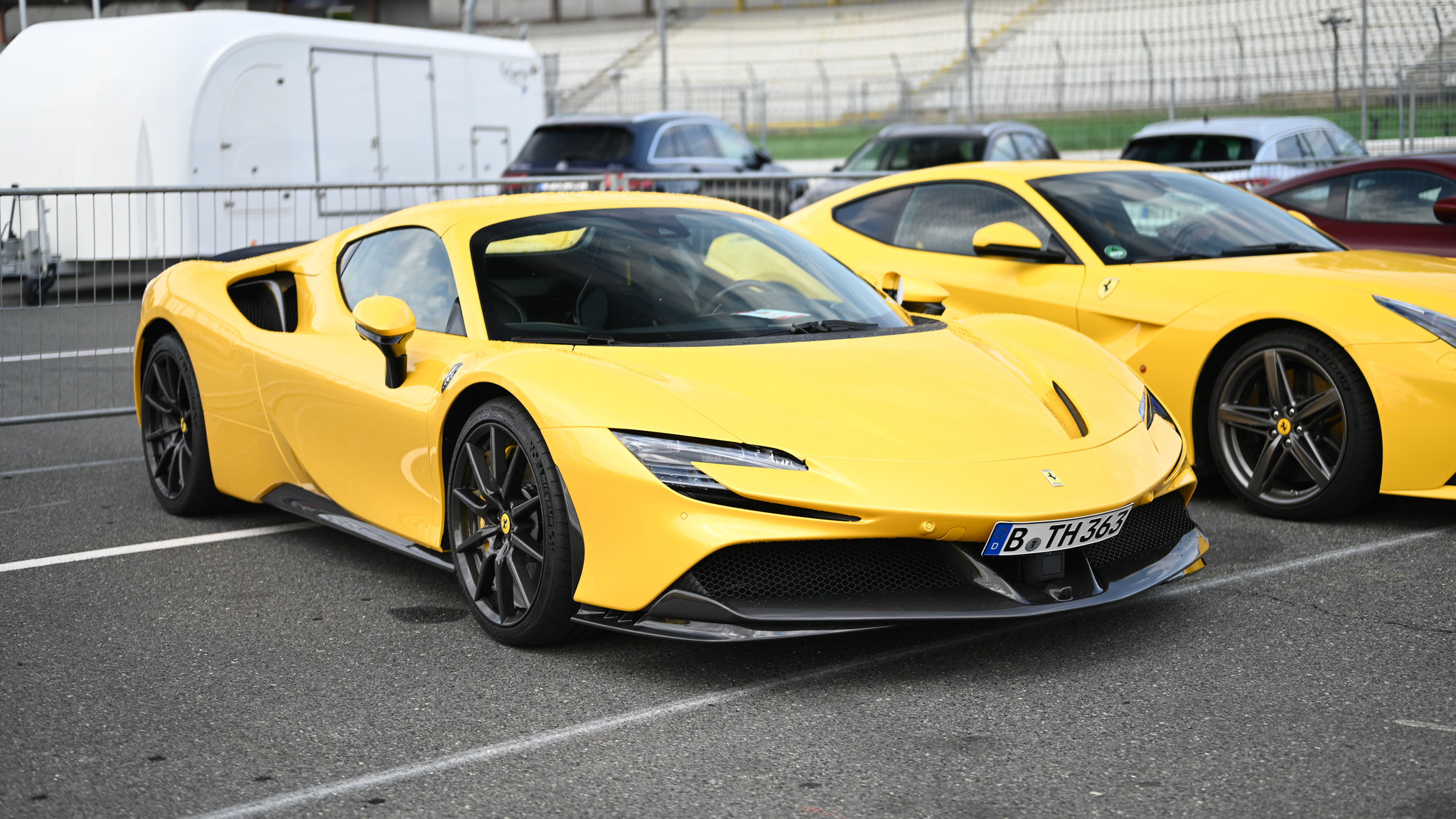 Ferrari SF90 Spider - B-TH363