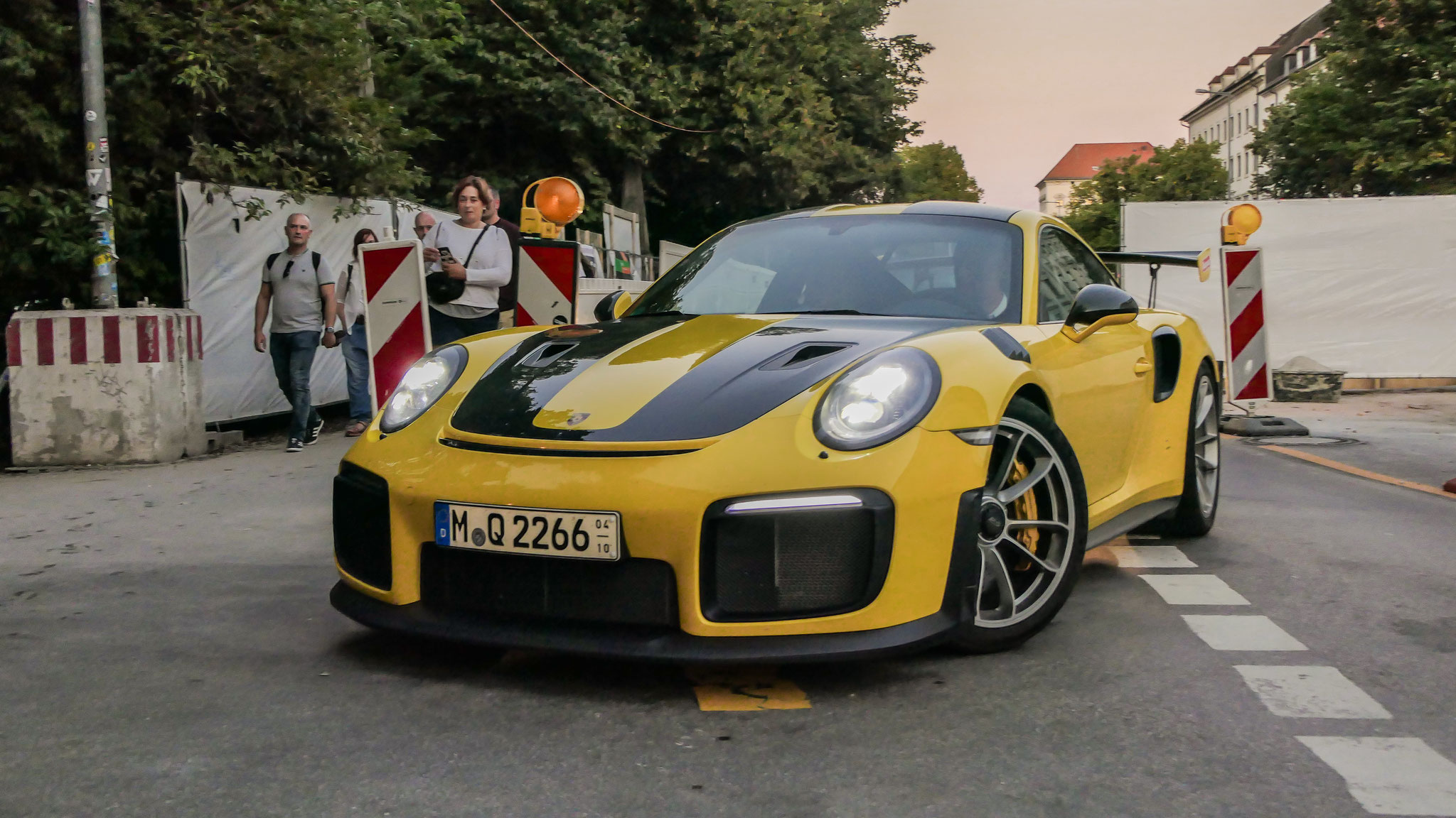 Porsche GT2 RS - M-Q2266