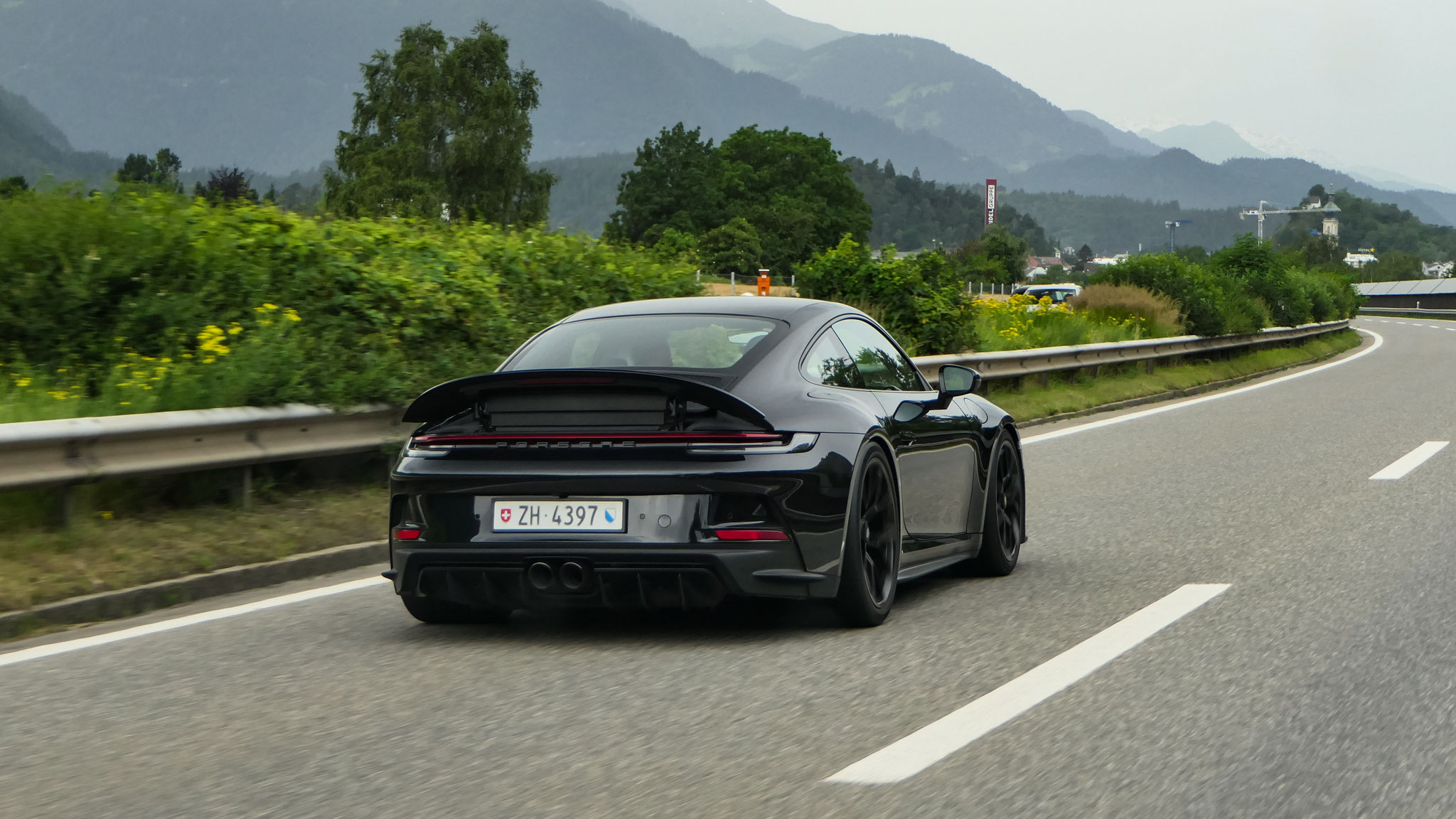 Porsche 992 GT3 Touring - ZH4397 (CH)