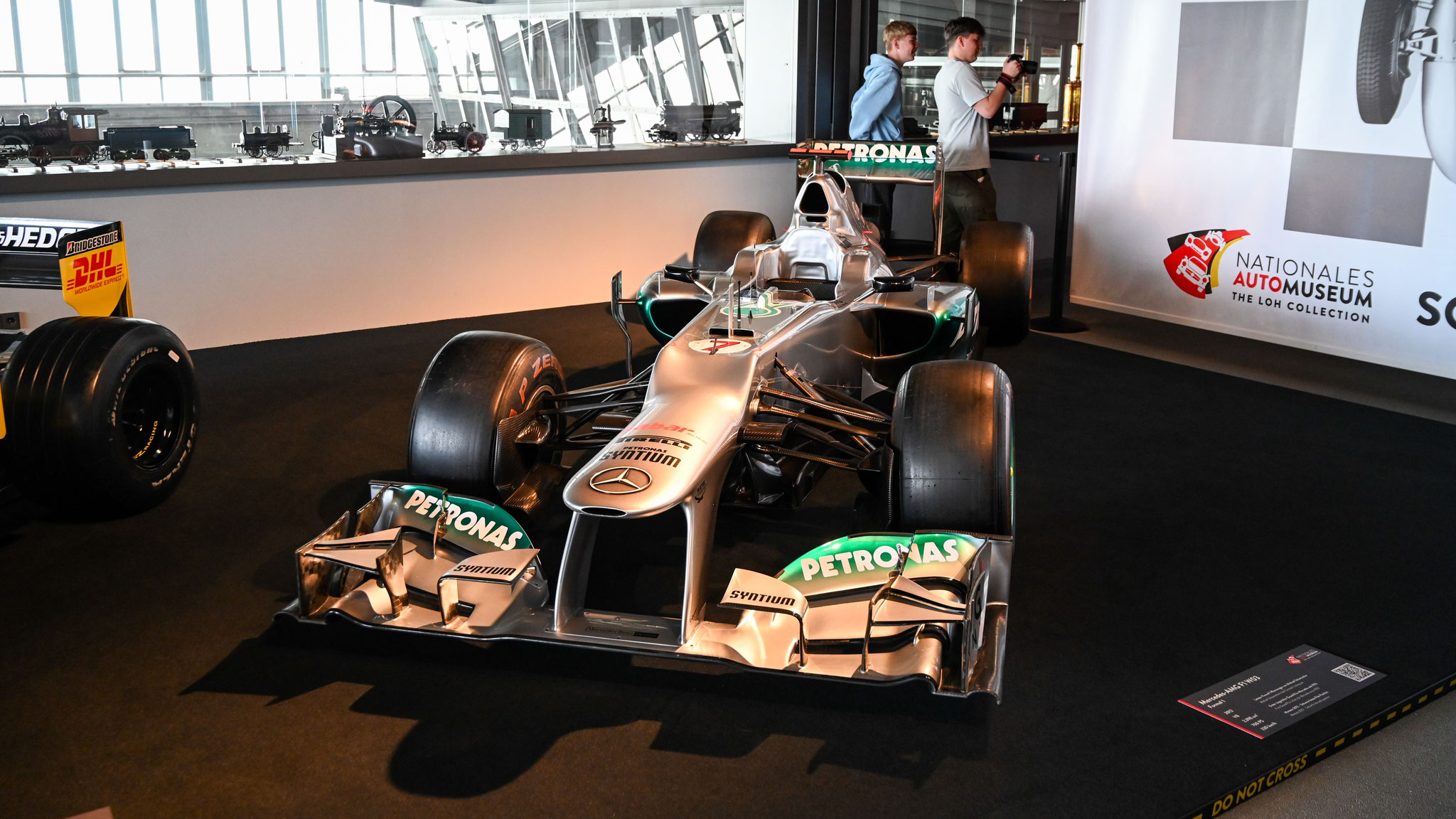 Mercedes-AMG F1 W03 (Loh)