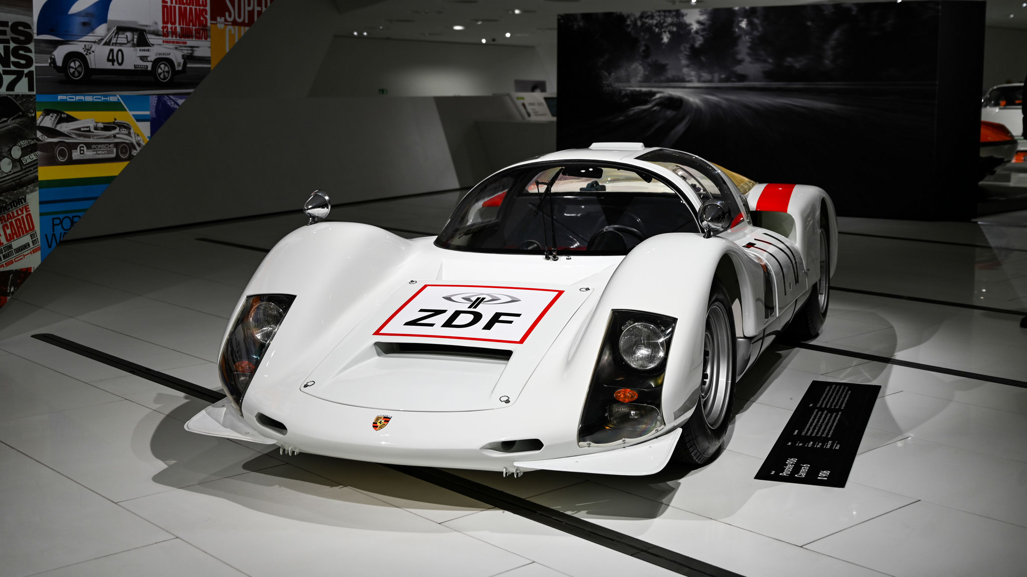 Porsche 906 (Porsche Museum)