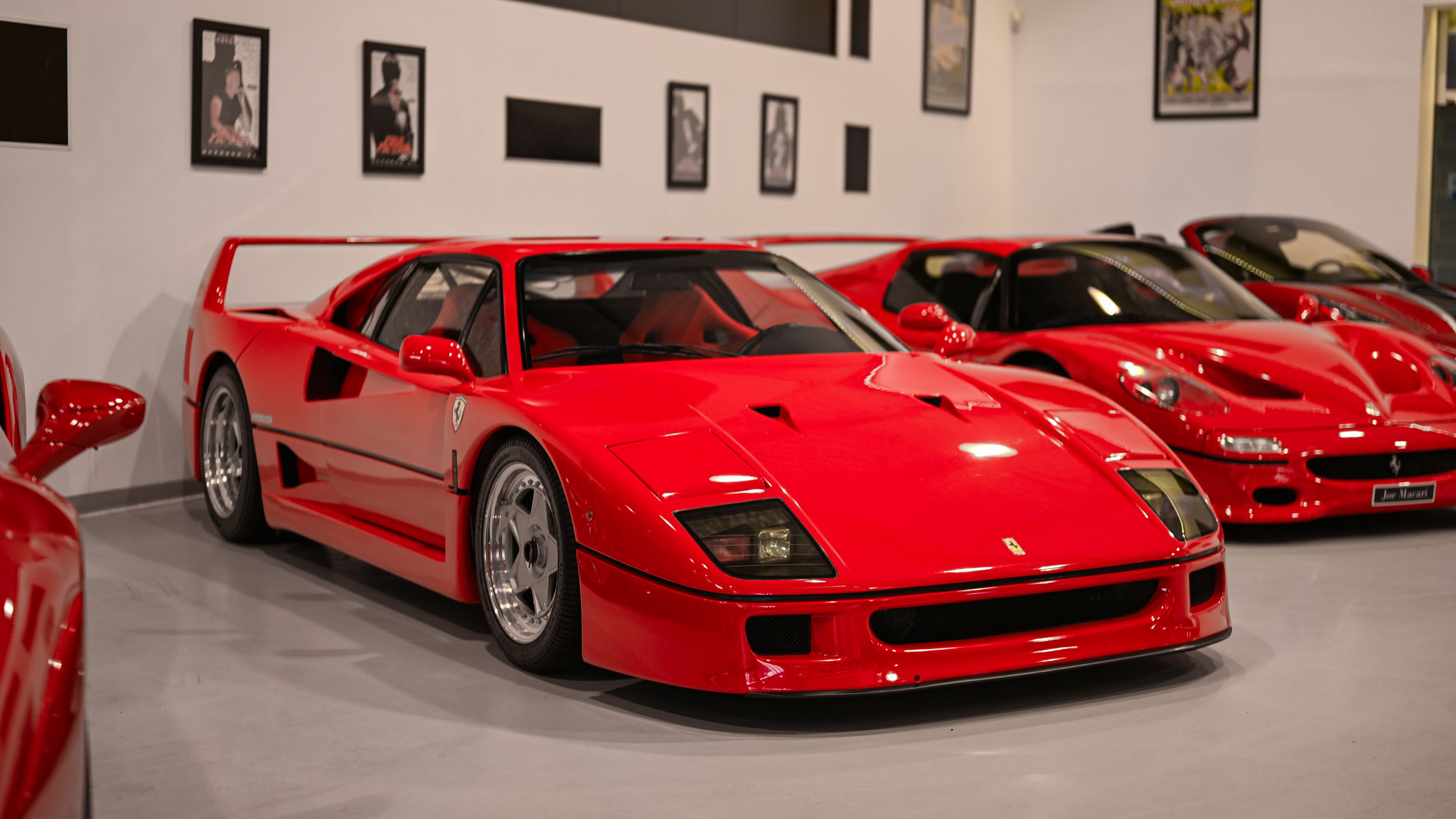 Ferrari F40 - H950WHH (GB)