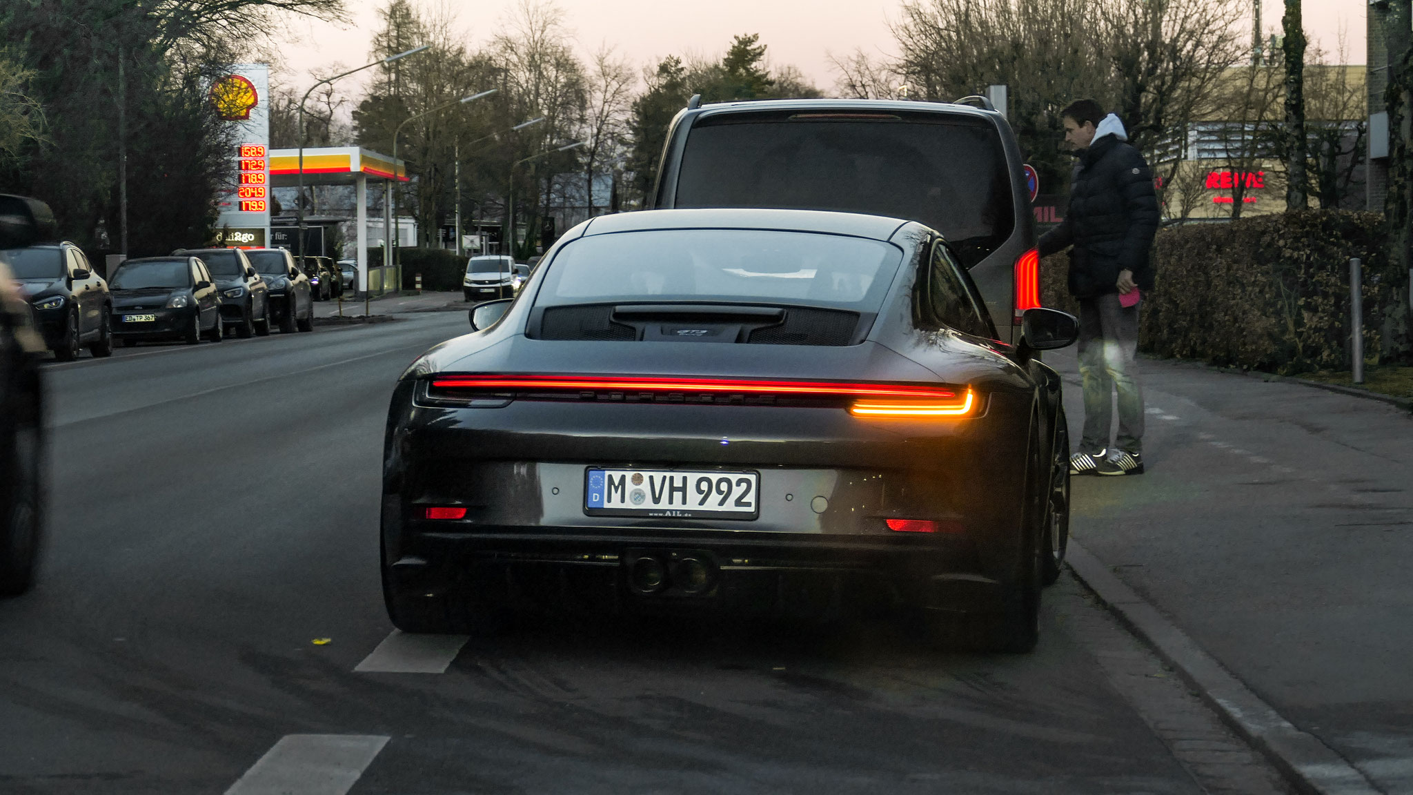 Porsche 992 GT3 Touring - M-VH992