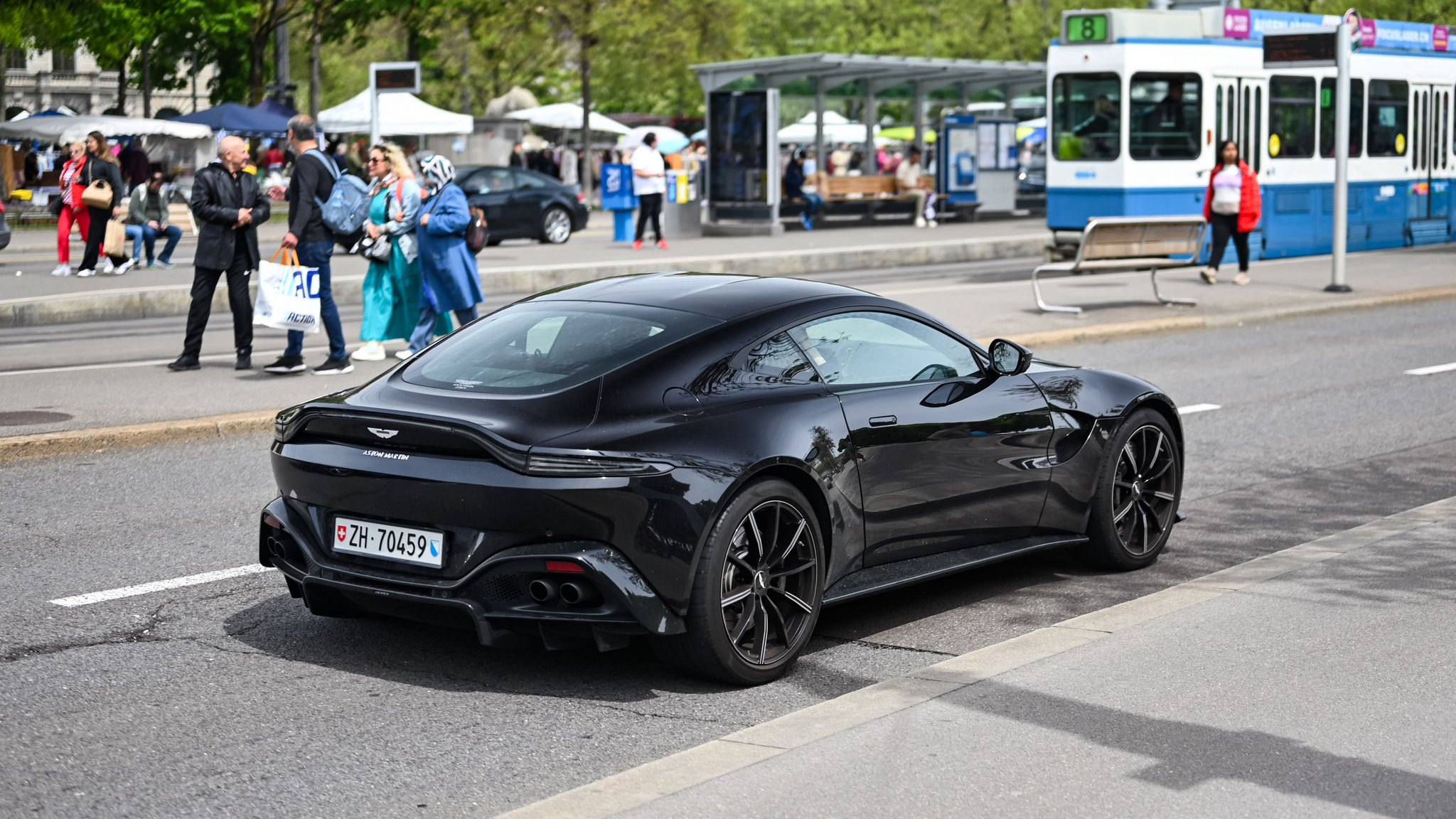 Aston Martin Vantage - ZH70459 (CH)