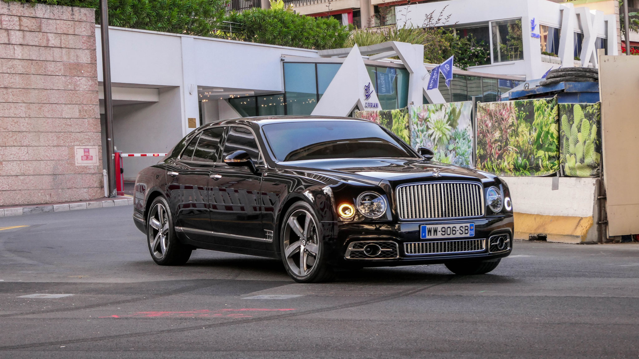 Bentley Mulsanne - WW906SB-06 (FRA)