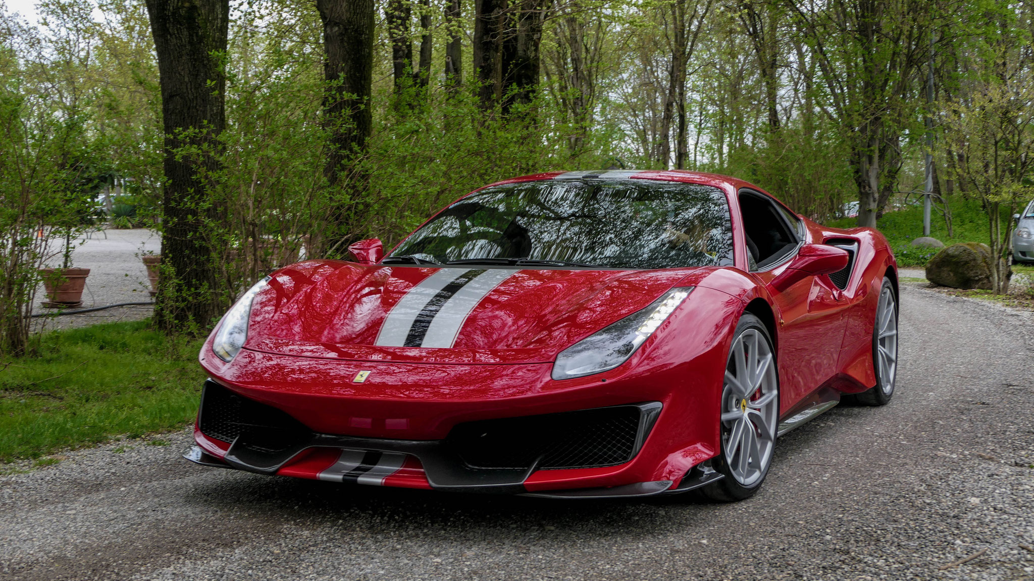 Ferrari 488 Pista - M-DC488