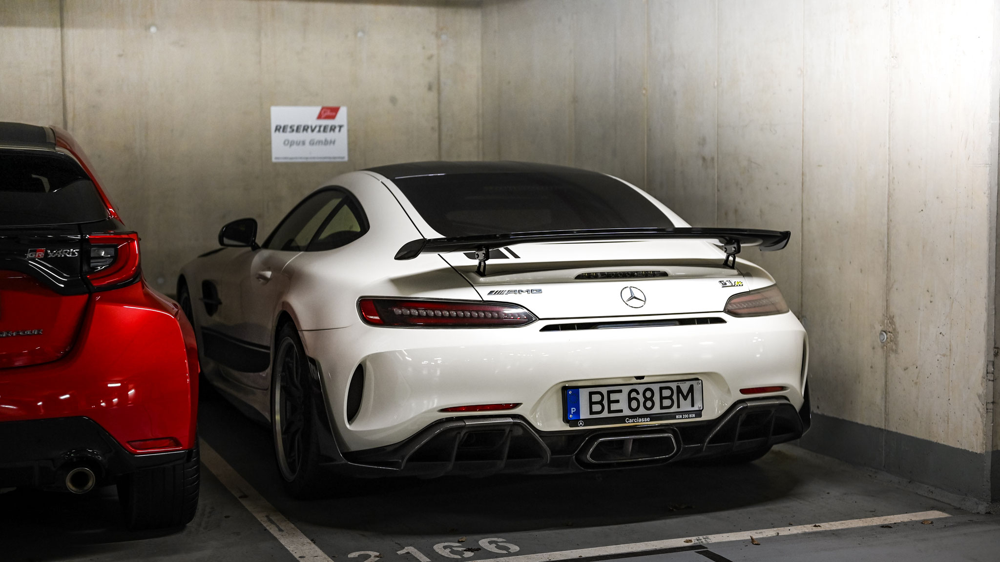 AMG GTR Pro - BE68BM (POR)