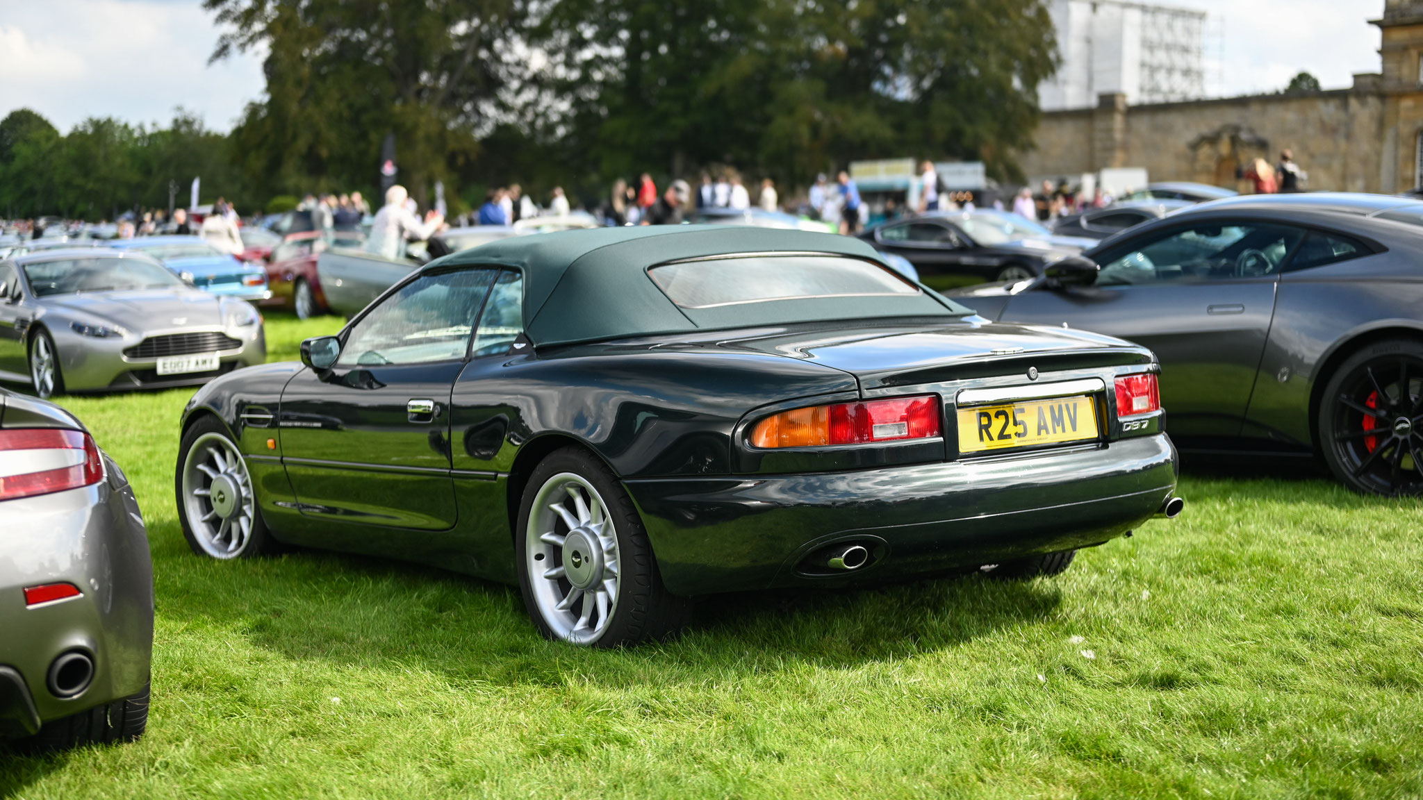 Aston Martin DB7 Volante - R25AMV (GB)