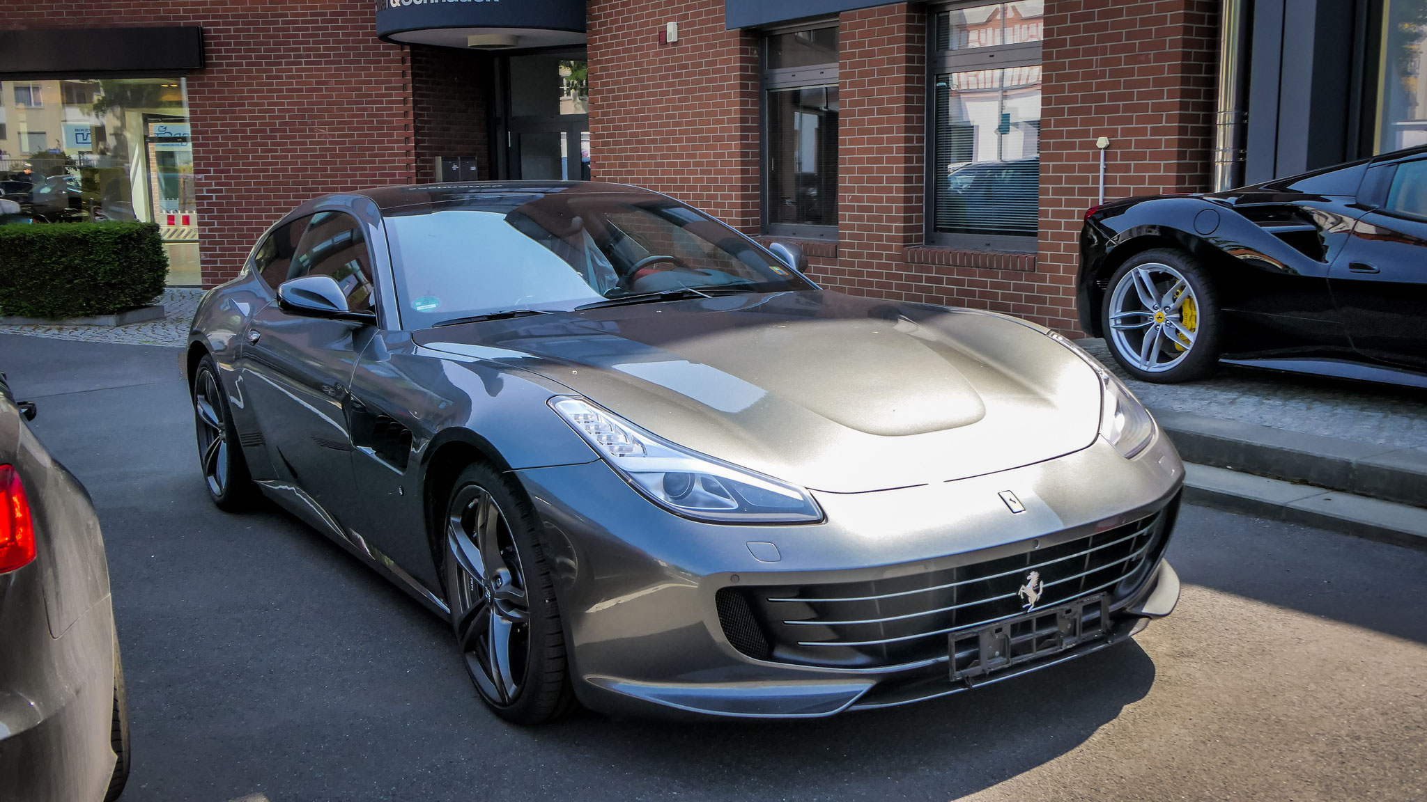 Ferrari GTC4 Lusso - H-GP1878
