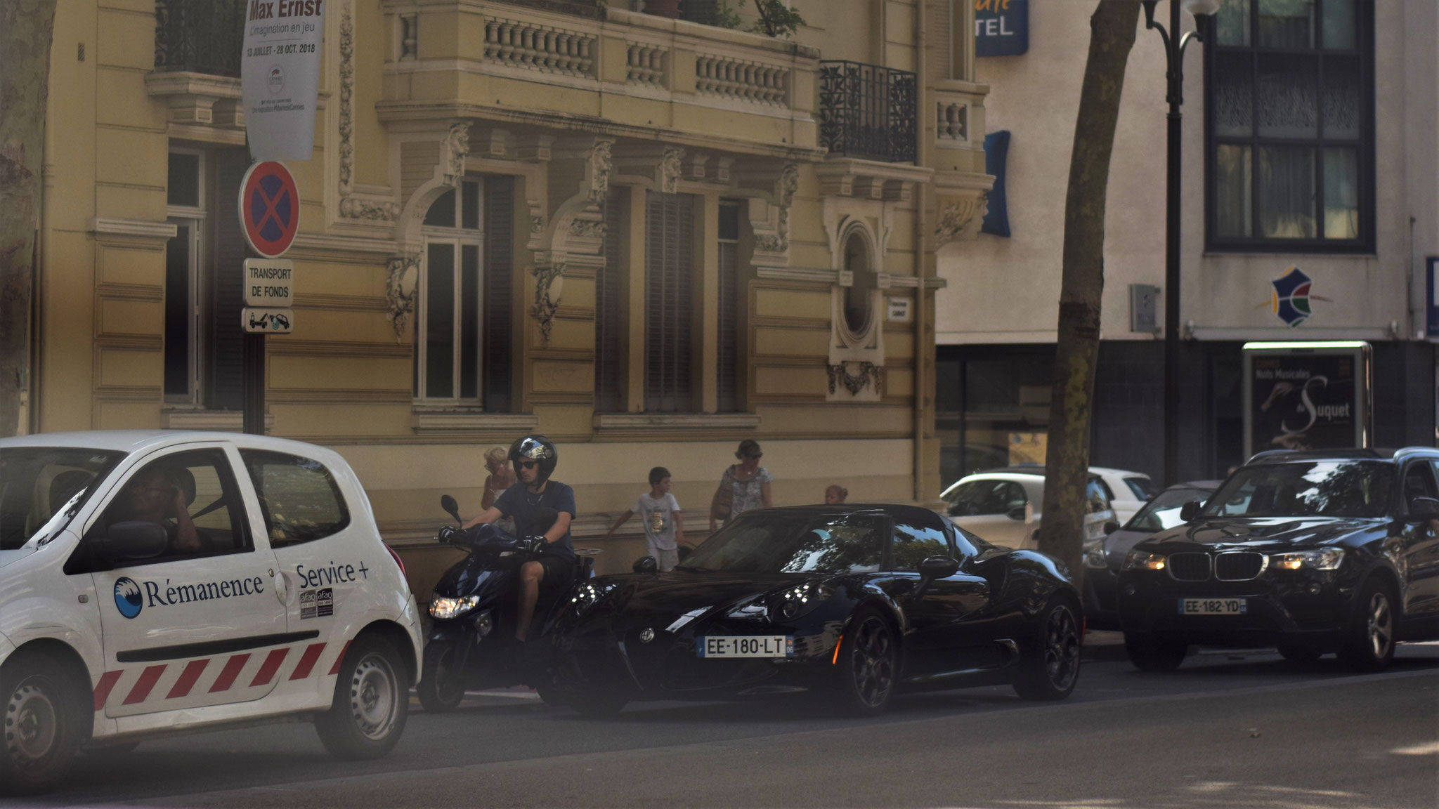 Alfa Romeo 4C Spyder - EE180LT-06 (FRA)