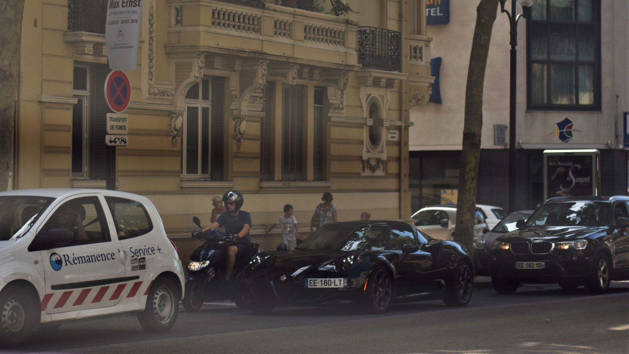 Alfa Romeo 4C Spyder - EE180LT-06 (FRA)