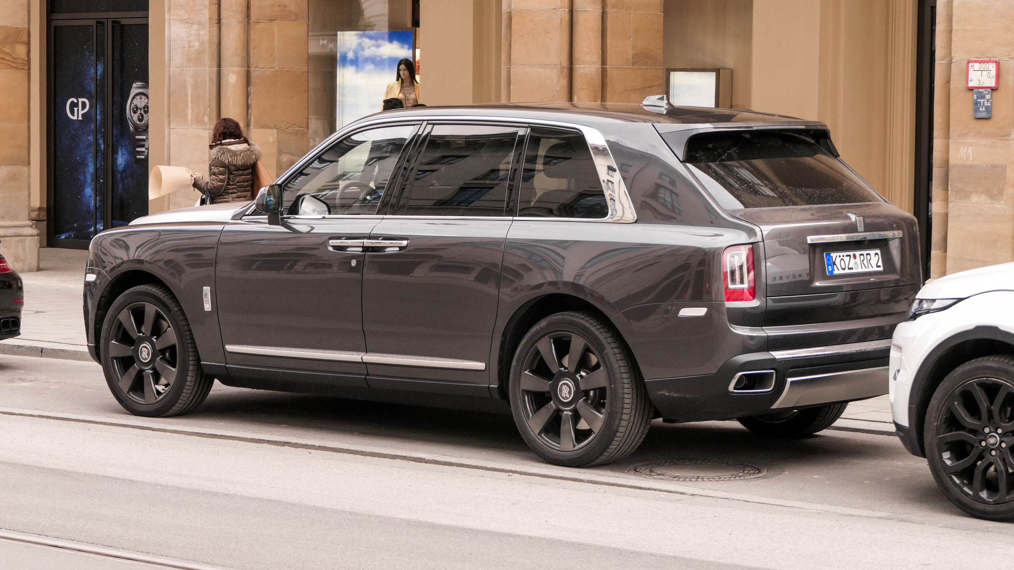 Rolls Royce Cullinan - KÖZ-RR2