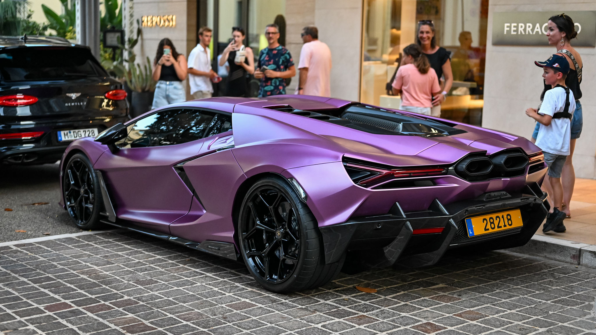 Lamboghini Revuelto - 28218 (LUX)