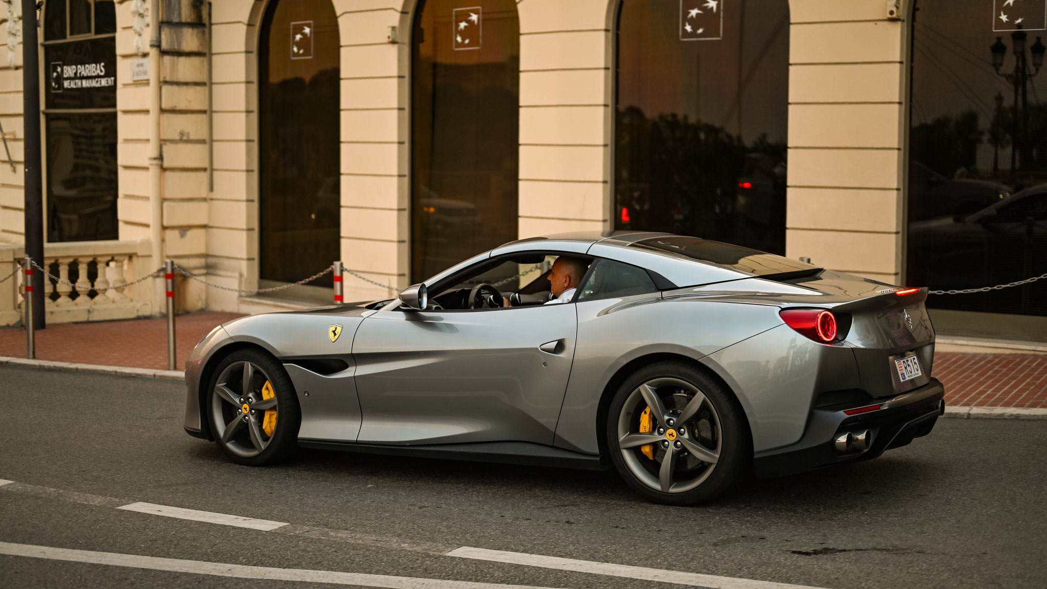 Ferrari Portofino - R515 (MC)