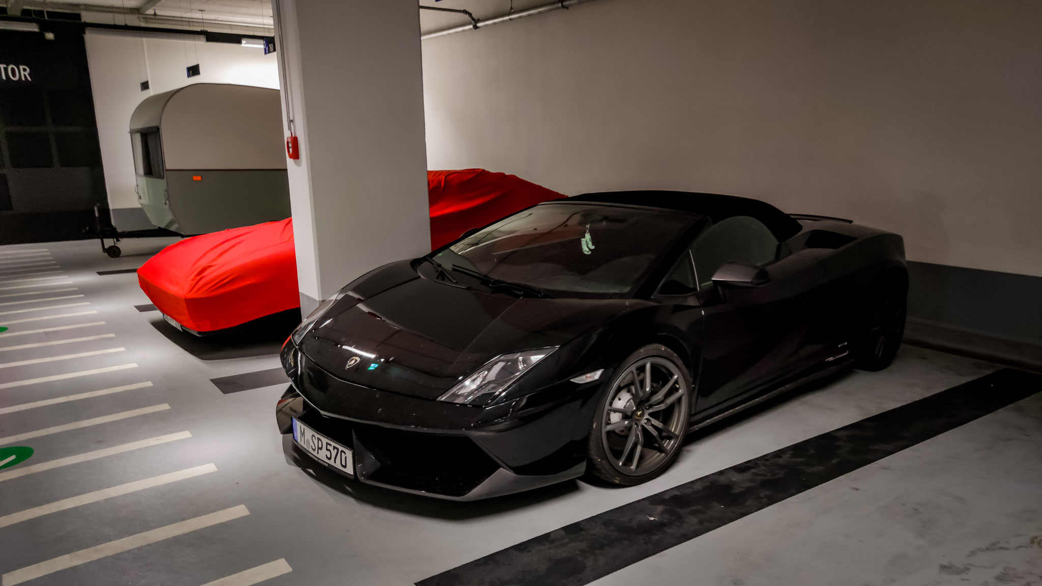 Lamborghini Gallardo LP 570-4 Performante -M-SP570