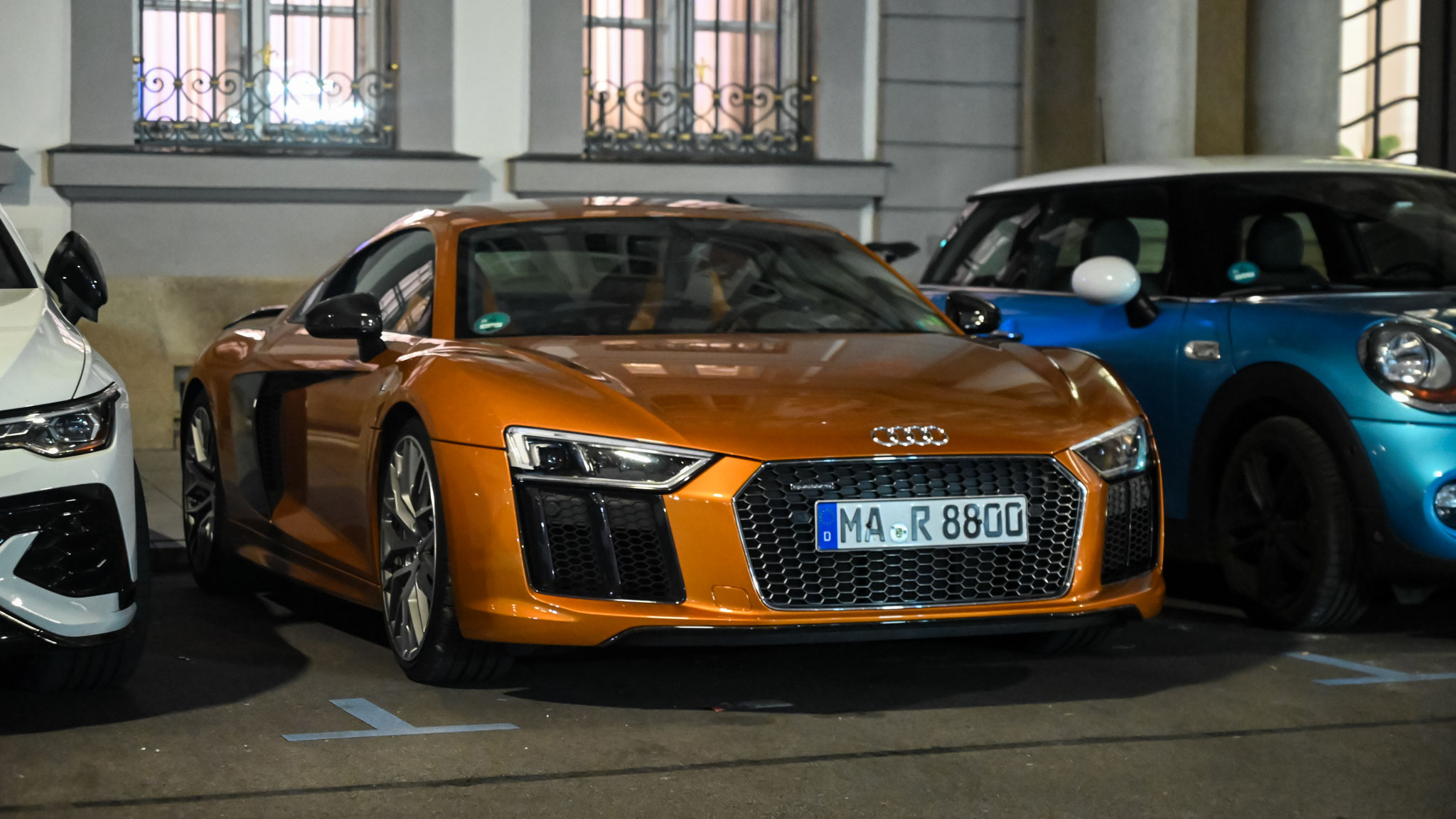 Audi R8 V10 - MA-R8800