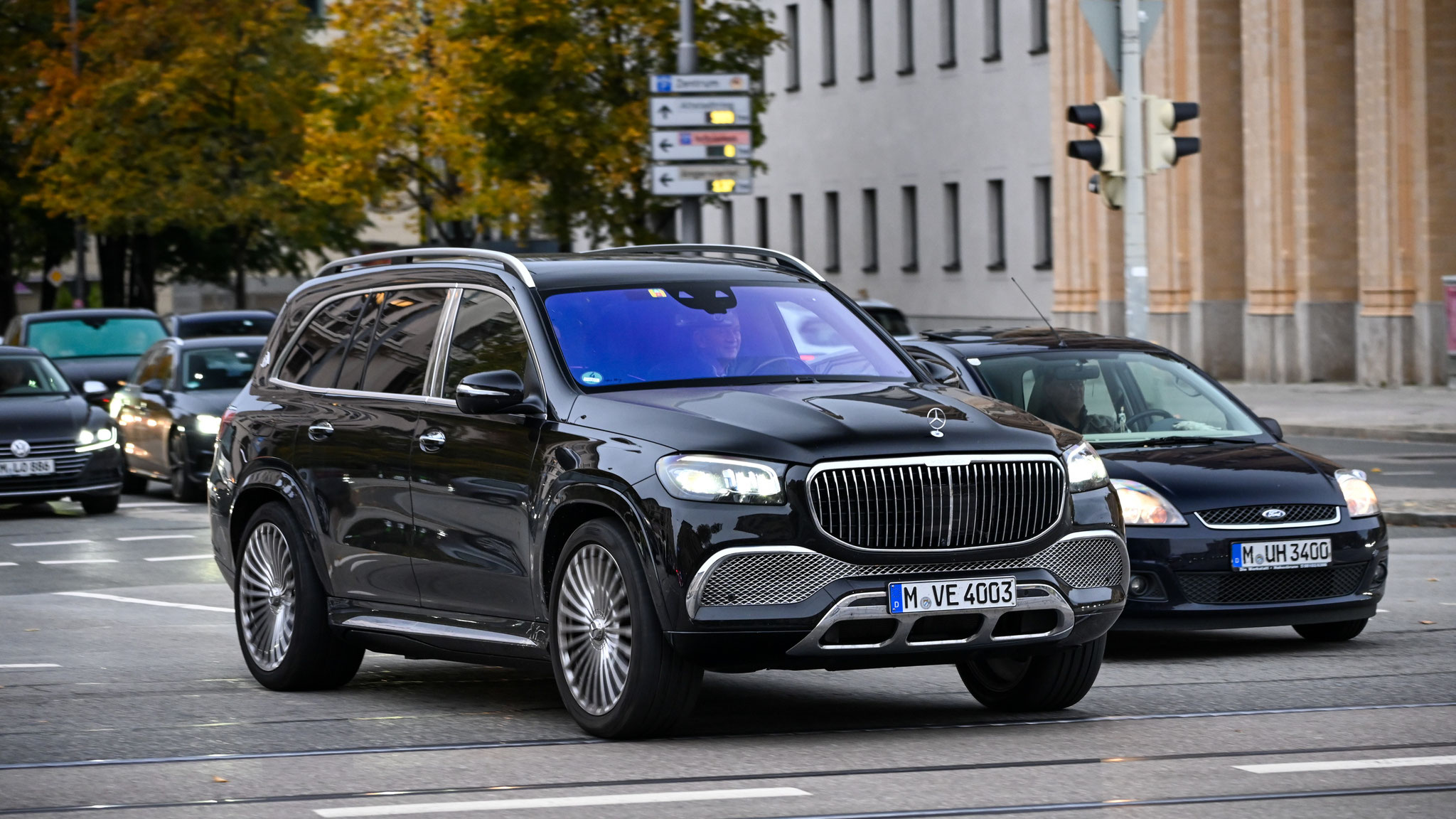 Mercedes-Maybach GLS 600 - M-VE4003
