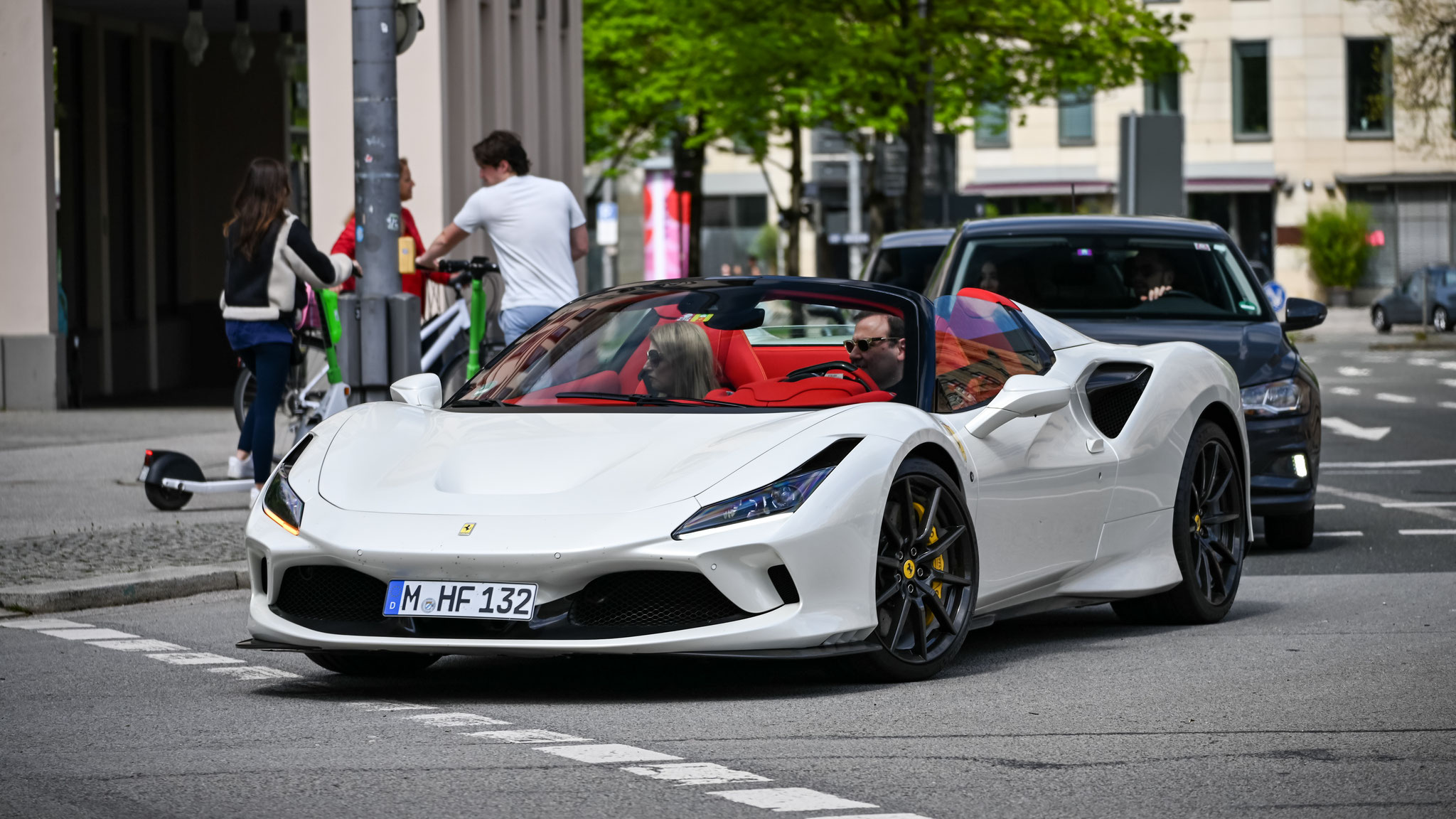 Ferrari F8 Spider - M-HF132