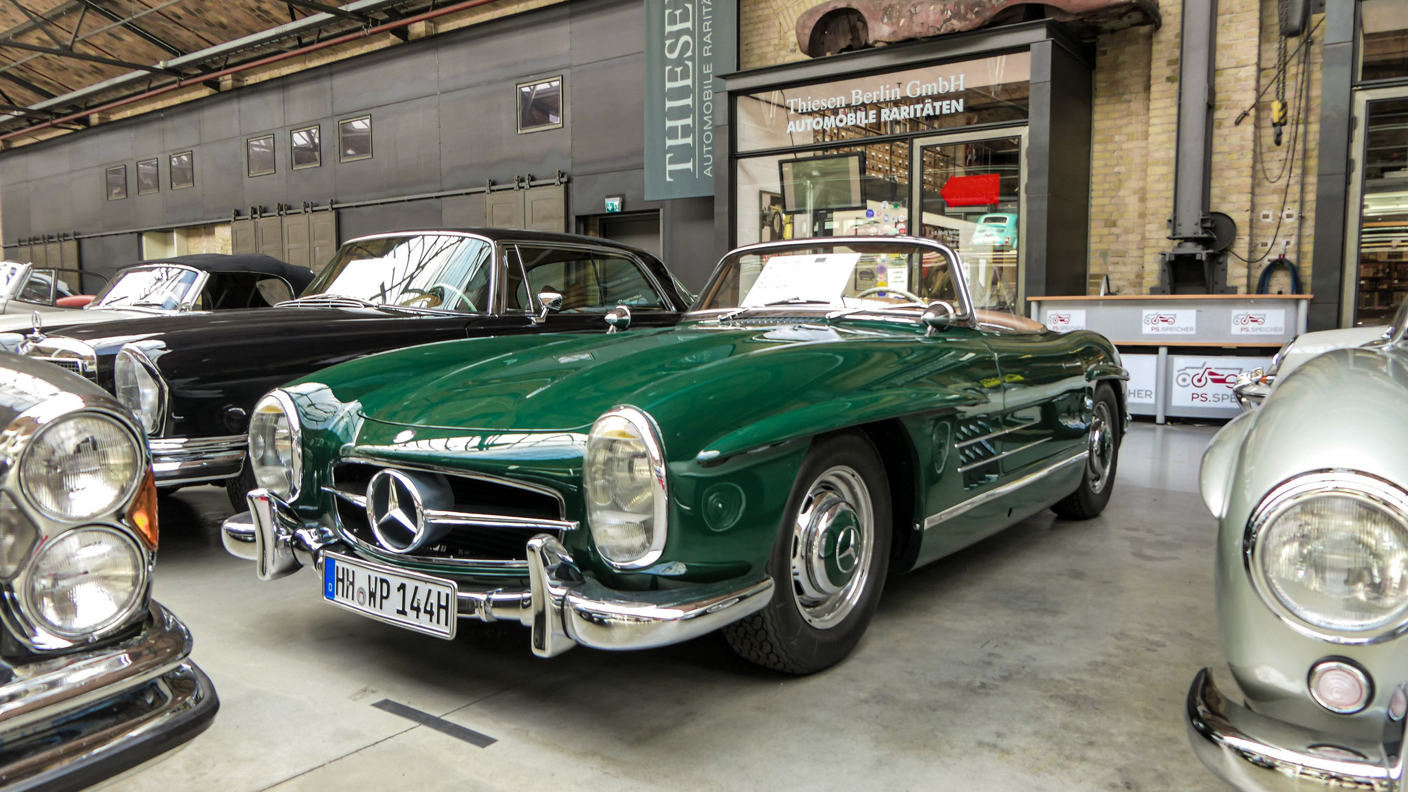 Mercedes 300SL Roadster - HH-WP144H