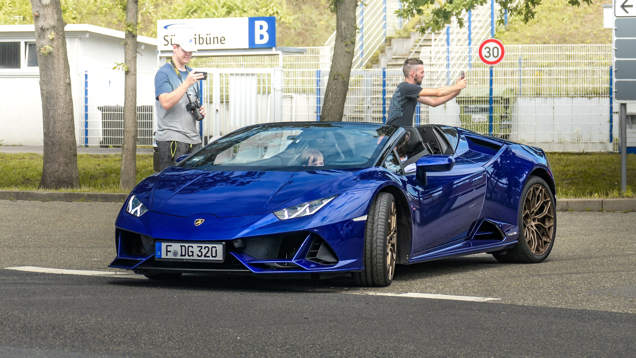 Lamborghini Huracan Evo Spyder - F-DG320