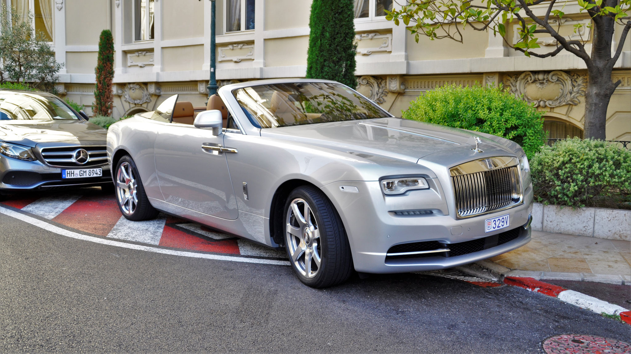 Rolls Royce Dawn - 329V (MC)