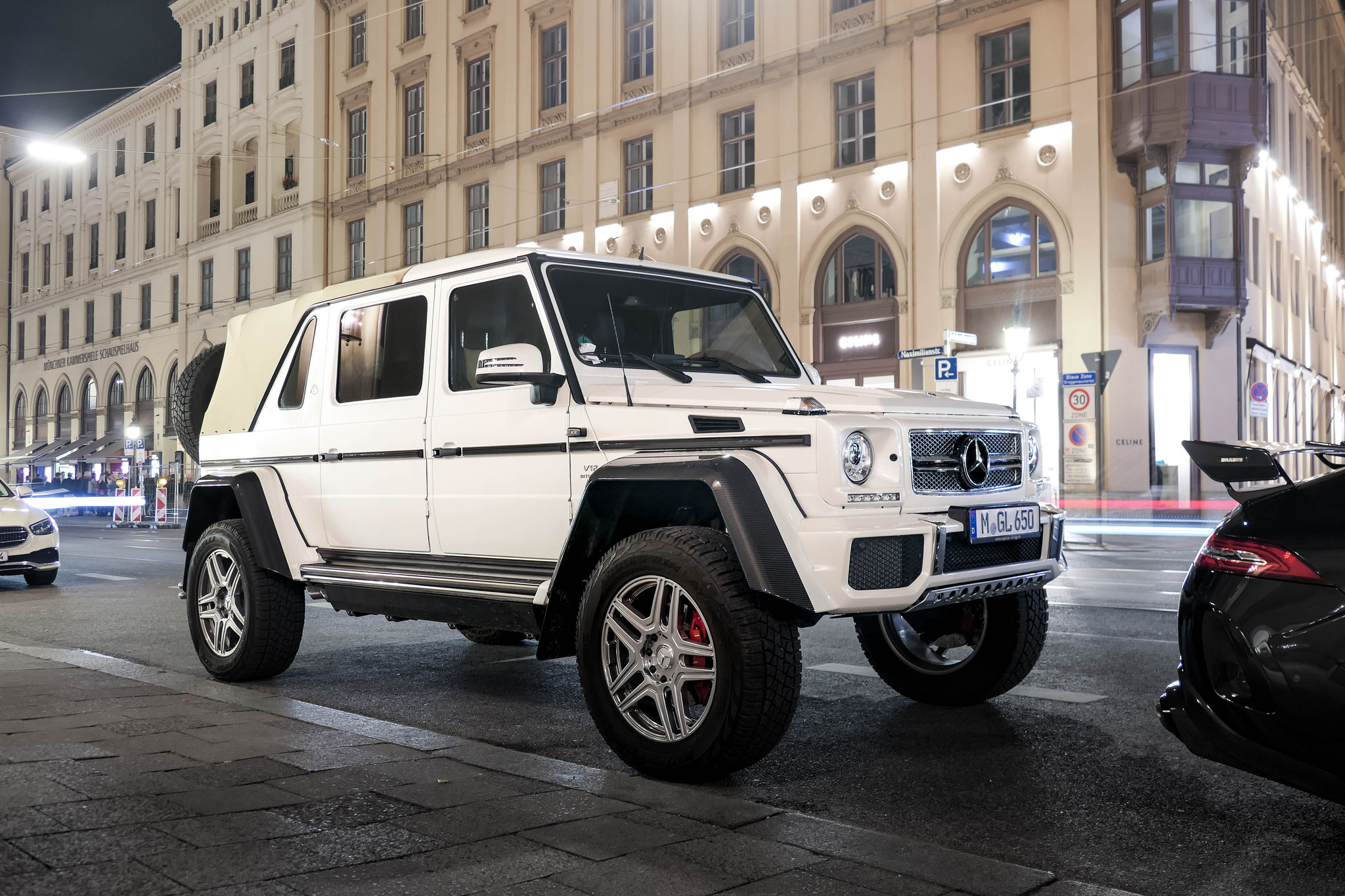 Maybach G600 Landaulet - M-GL650