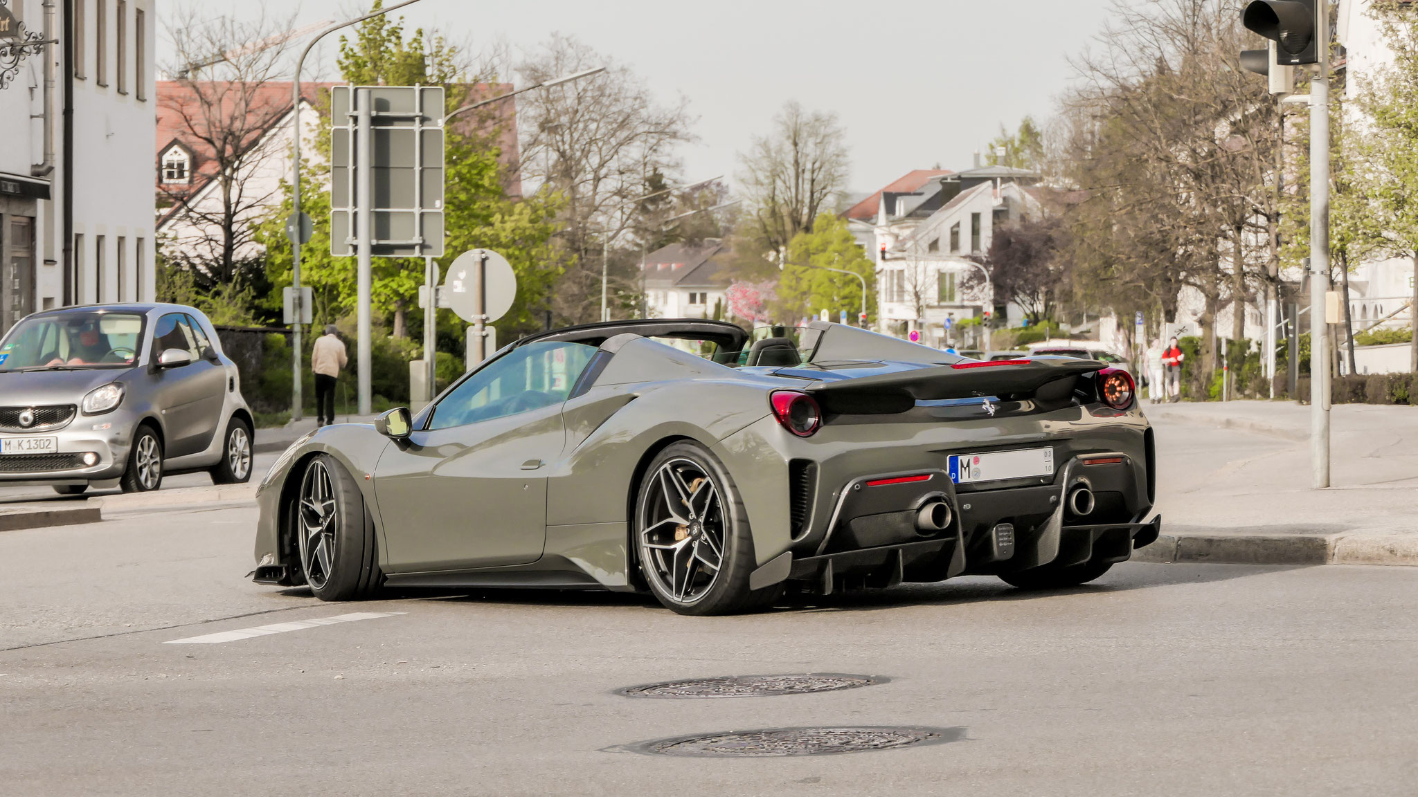 Ferrari 488 Pista Spider - M-RK7000