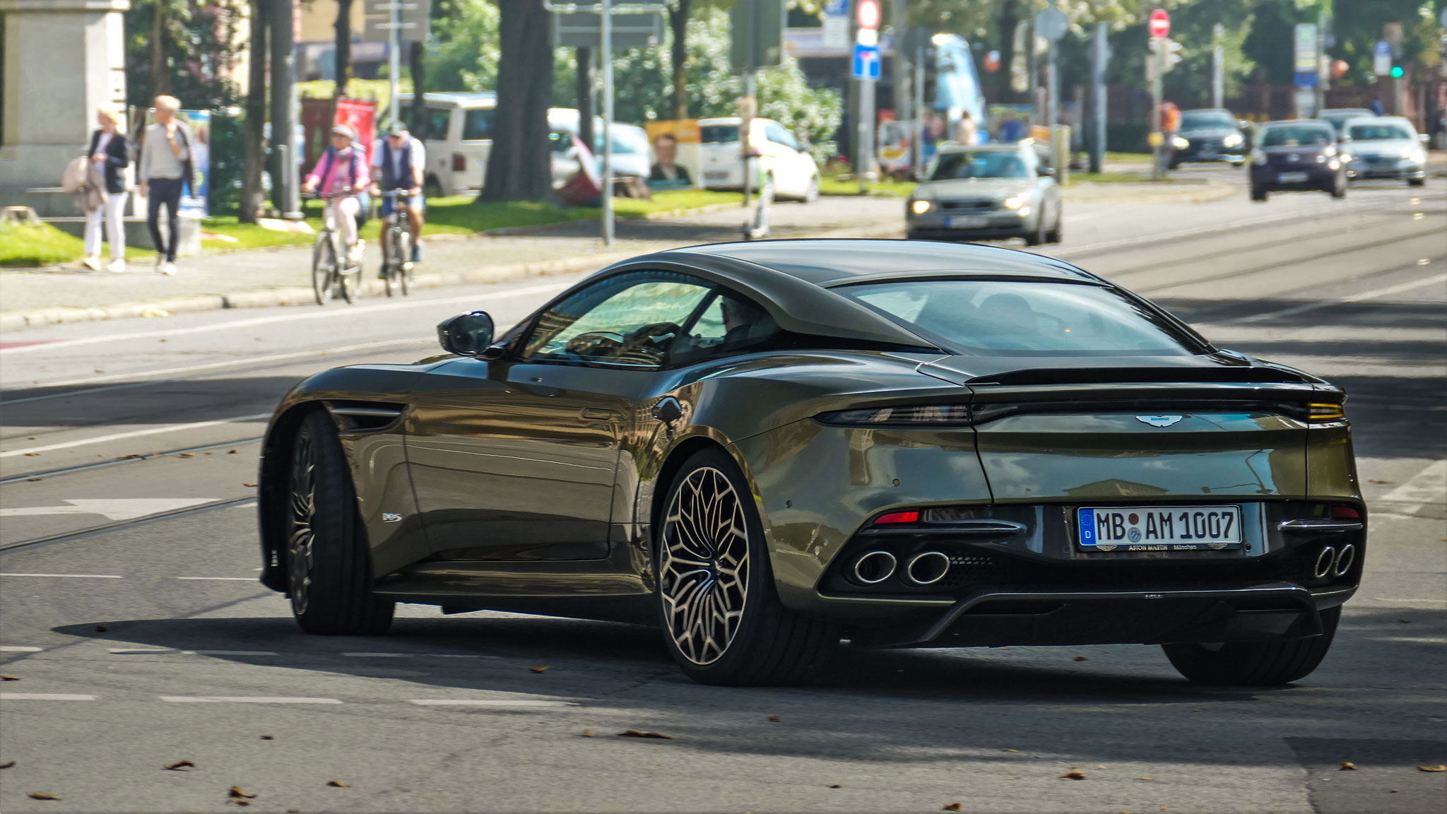 Aston Martin DBS Superleggera OHMSS - MB-AM1007