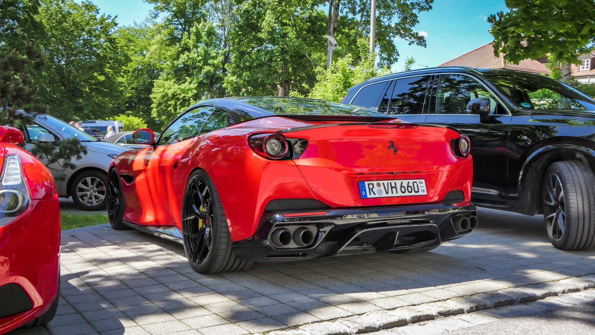 Ferrari Portofino - R-VH-660