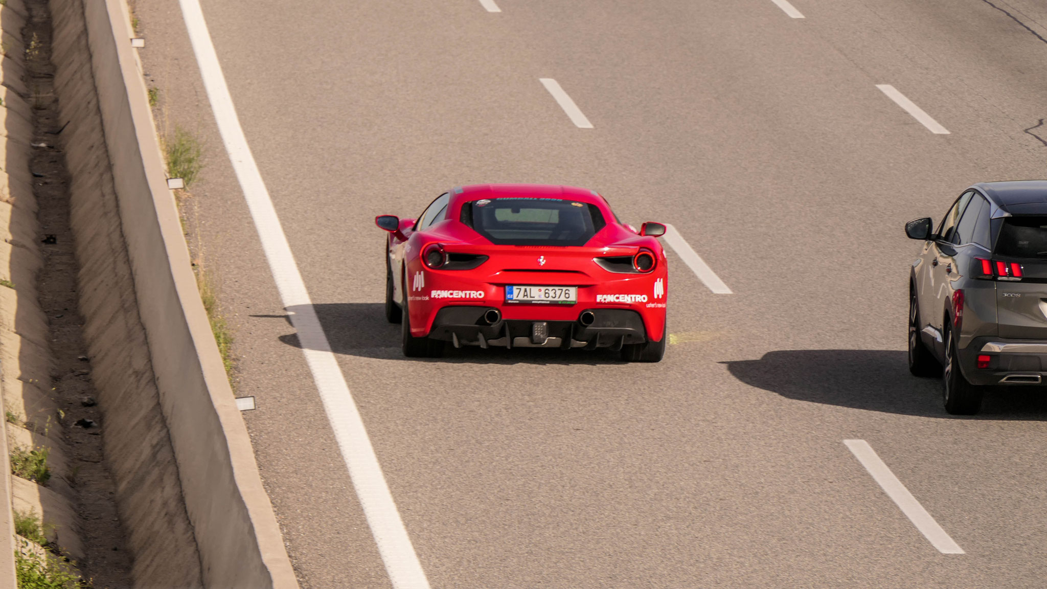 Ferrari 488 GTB - 7AL6376 (CZ)