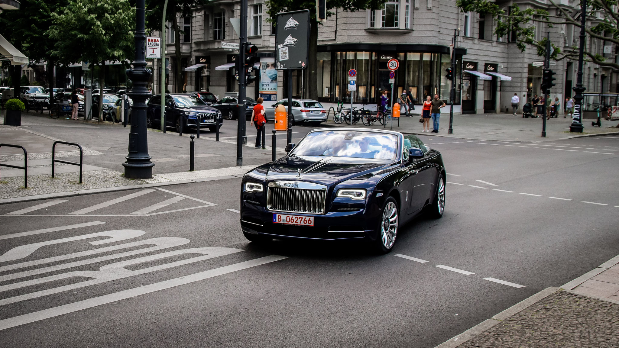 Rolls Royce Dawn - B-062766