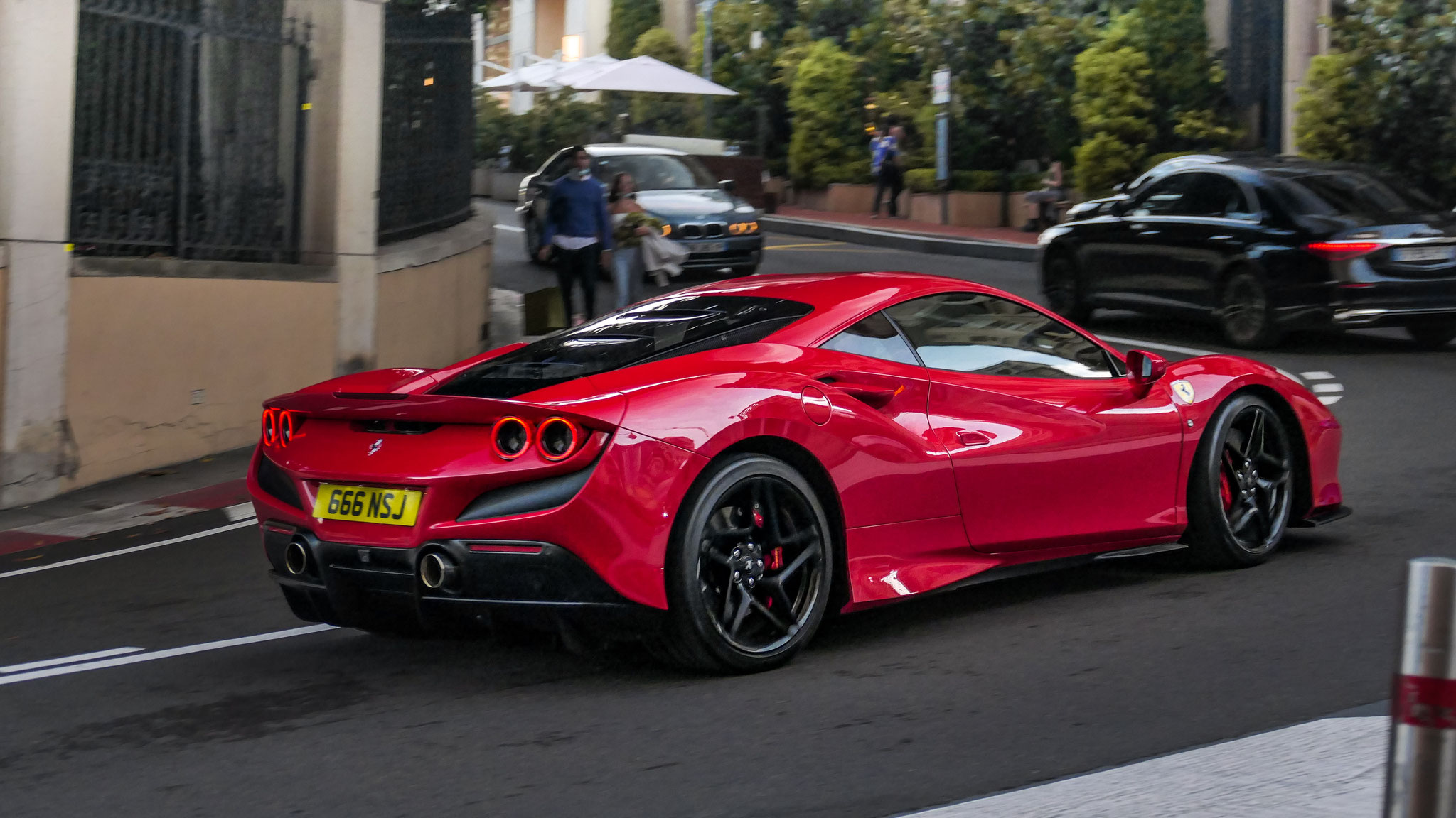 Ferrari F8 Tributo - 666NSJ (GB)