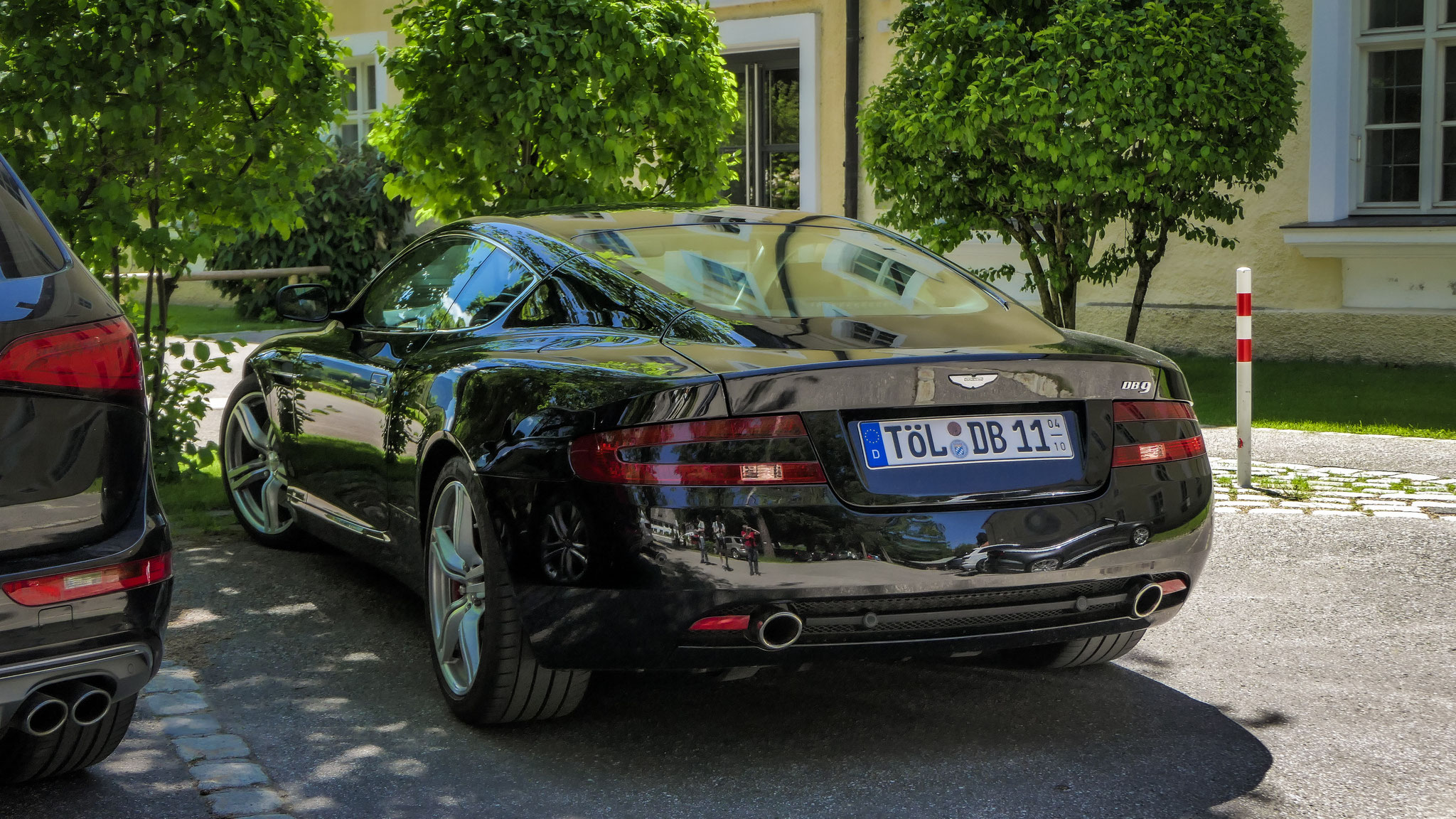 Aston Martin DB9 Coupé - TÖL-DB11
