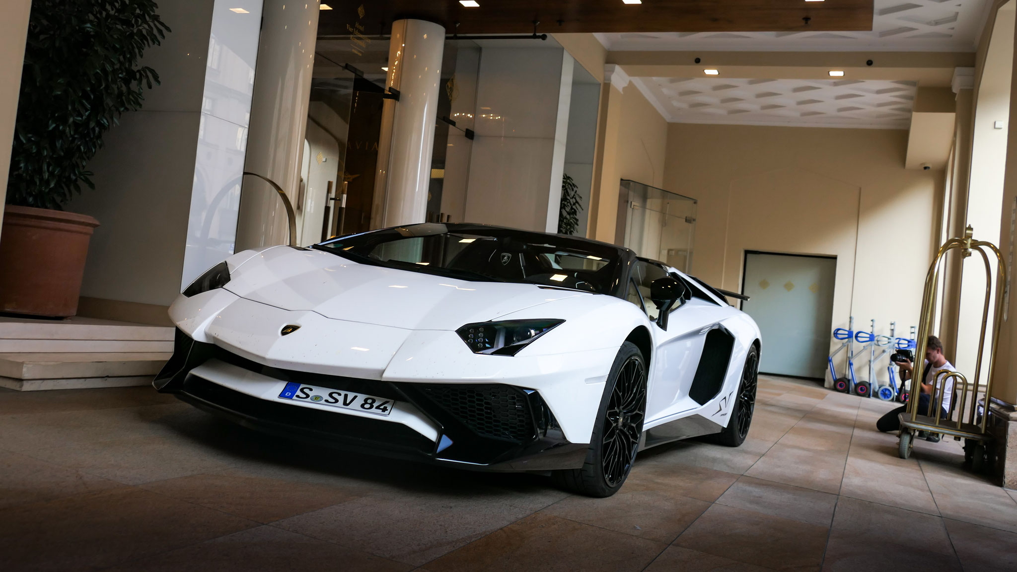 Lamborghini Aventador LP-750-4 SV Roadster - S-SV84