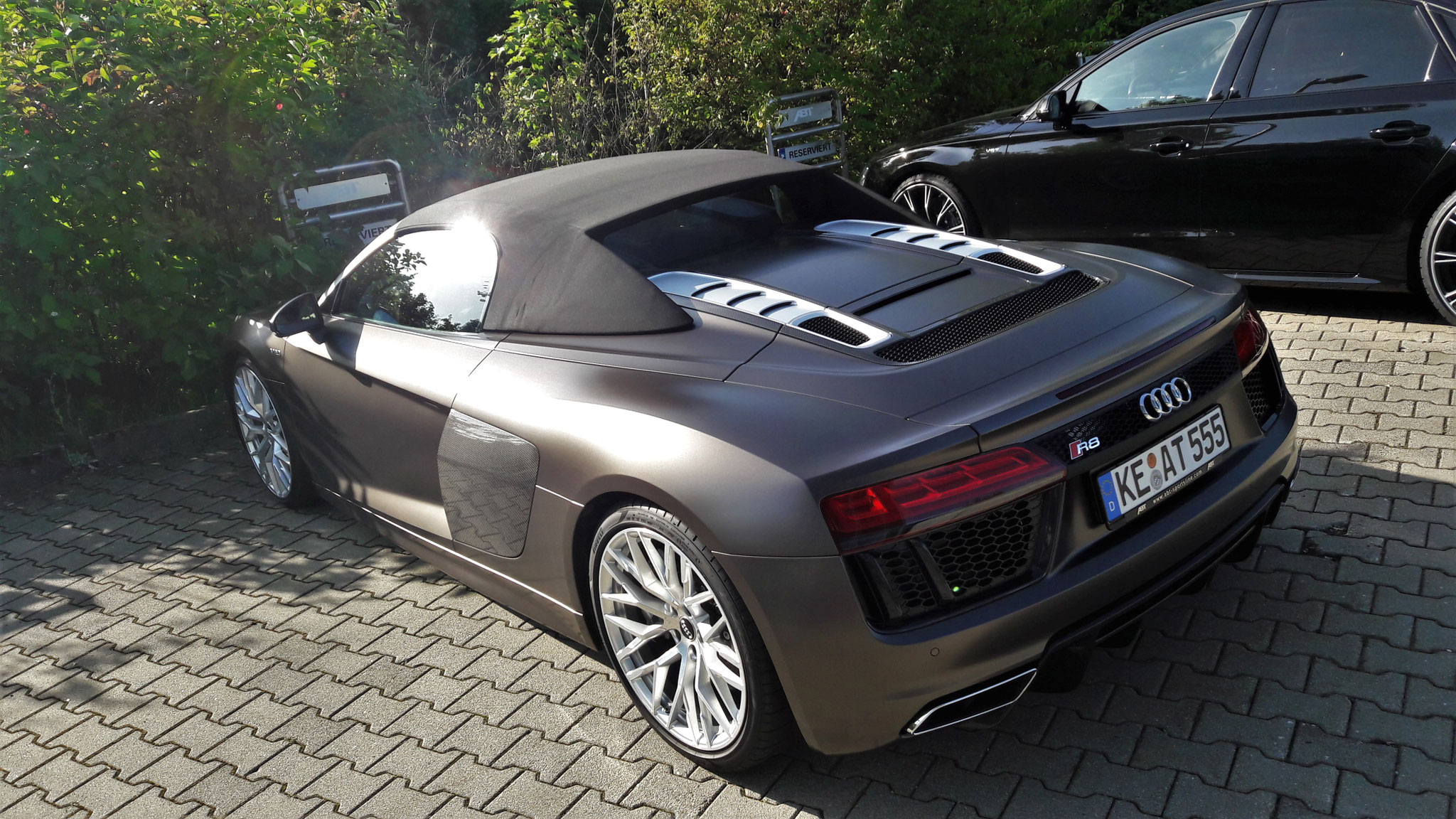 Audi R8 V10 Spyder - KE-AT555