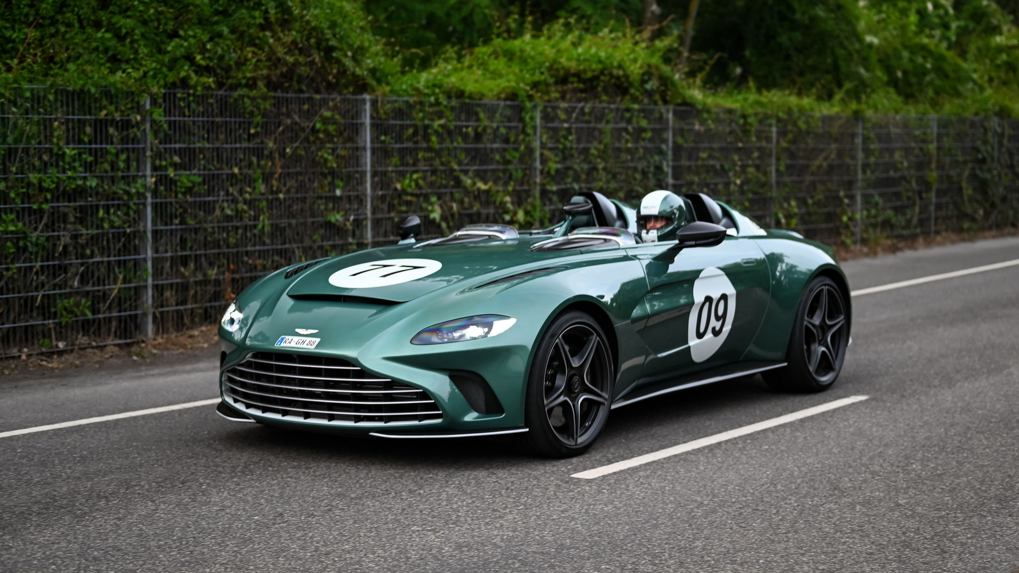 Aston Martin V12 Speedster - RA-GH88