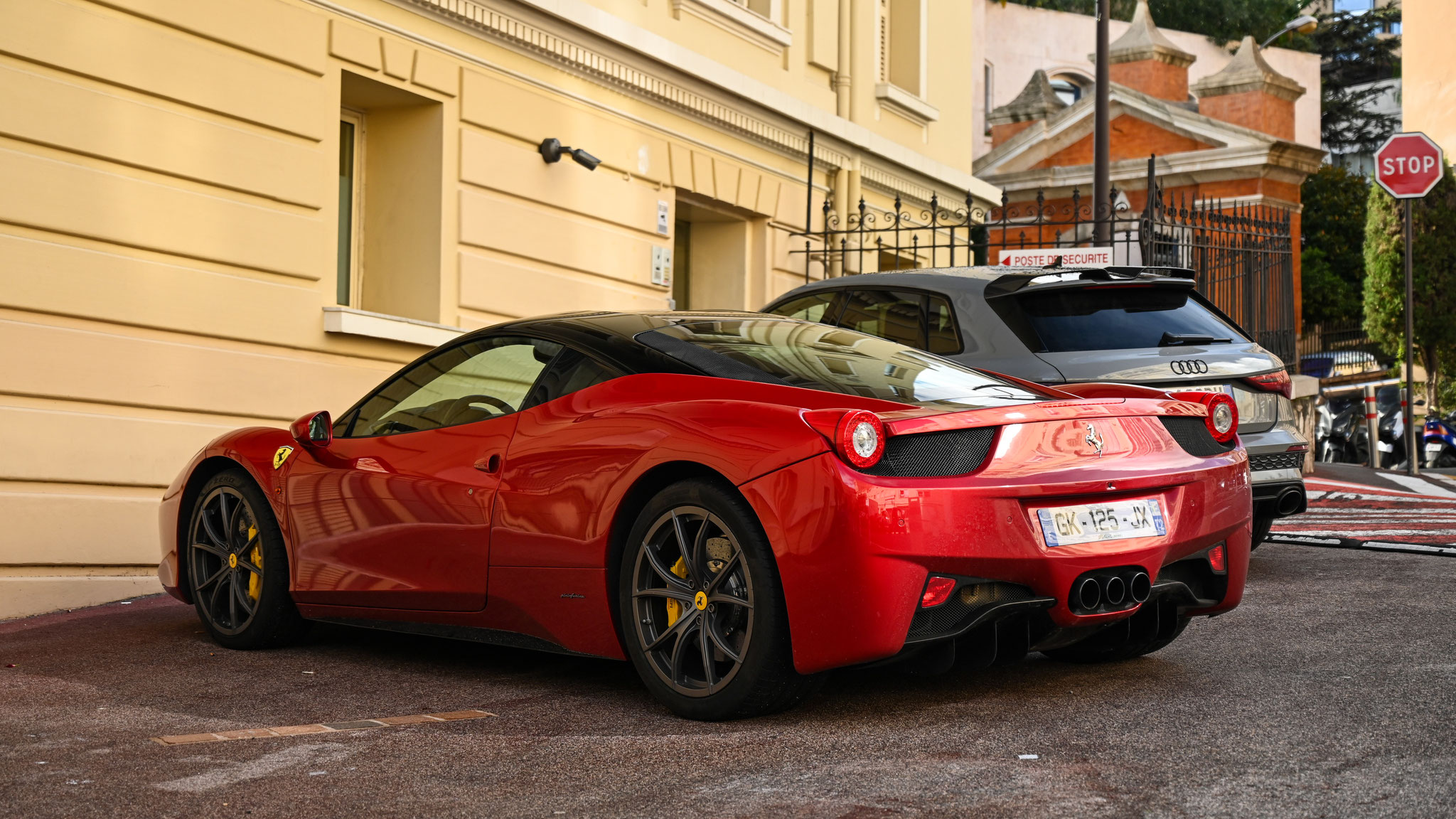 Ferrari 458 Italia - GK125JX-72 (FRA)