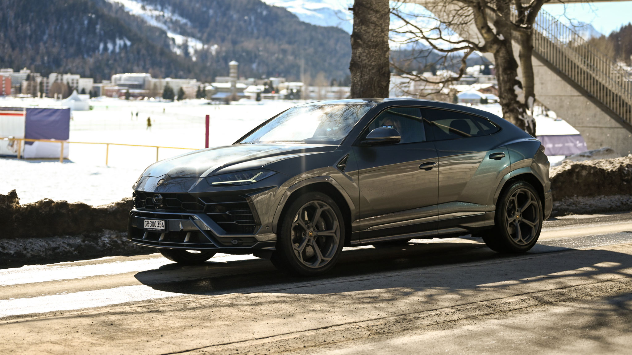 Lamborghini Urus - GR300354 (CH)